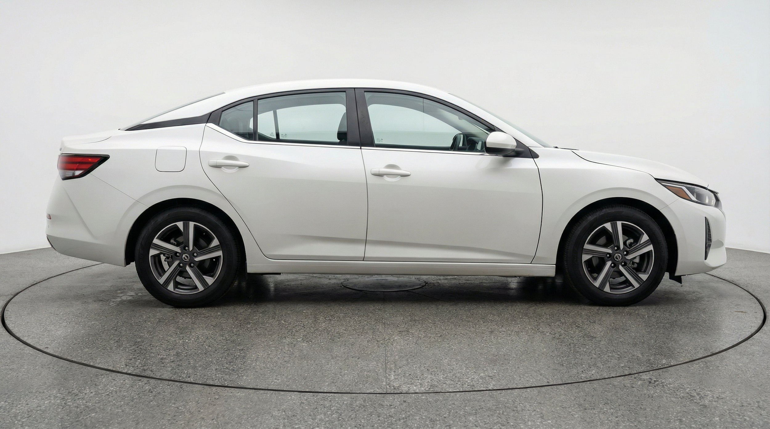 Thumbnail: 2025 Nissan Sentra - 11