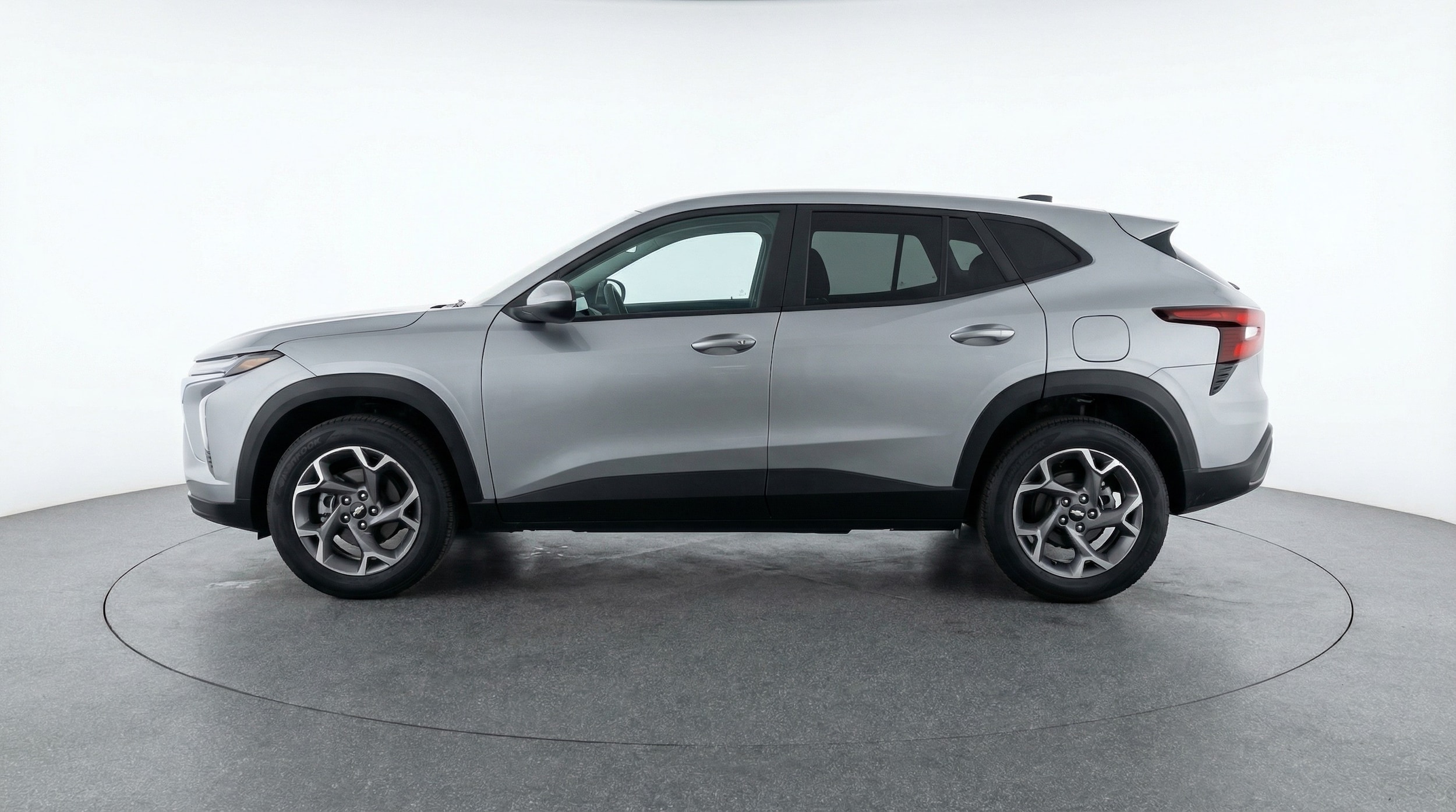 Thumbnail: 2025 Chevrolet Trax - 4