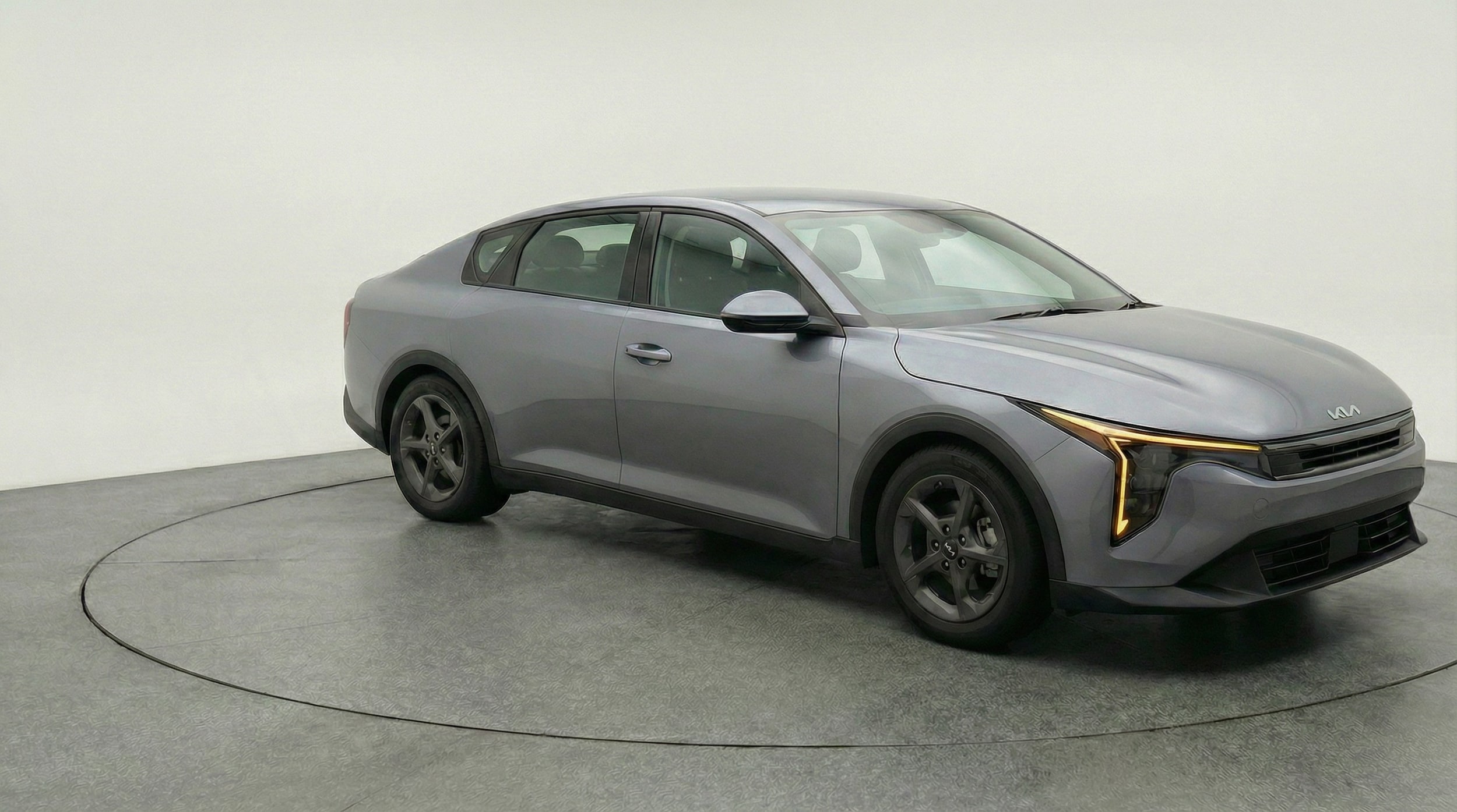 Thumbnail: 2025 Kia K4 - 1