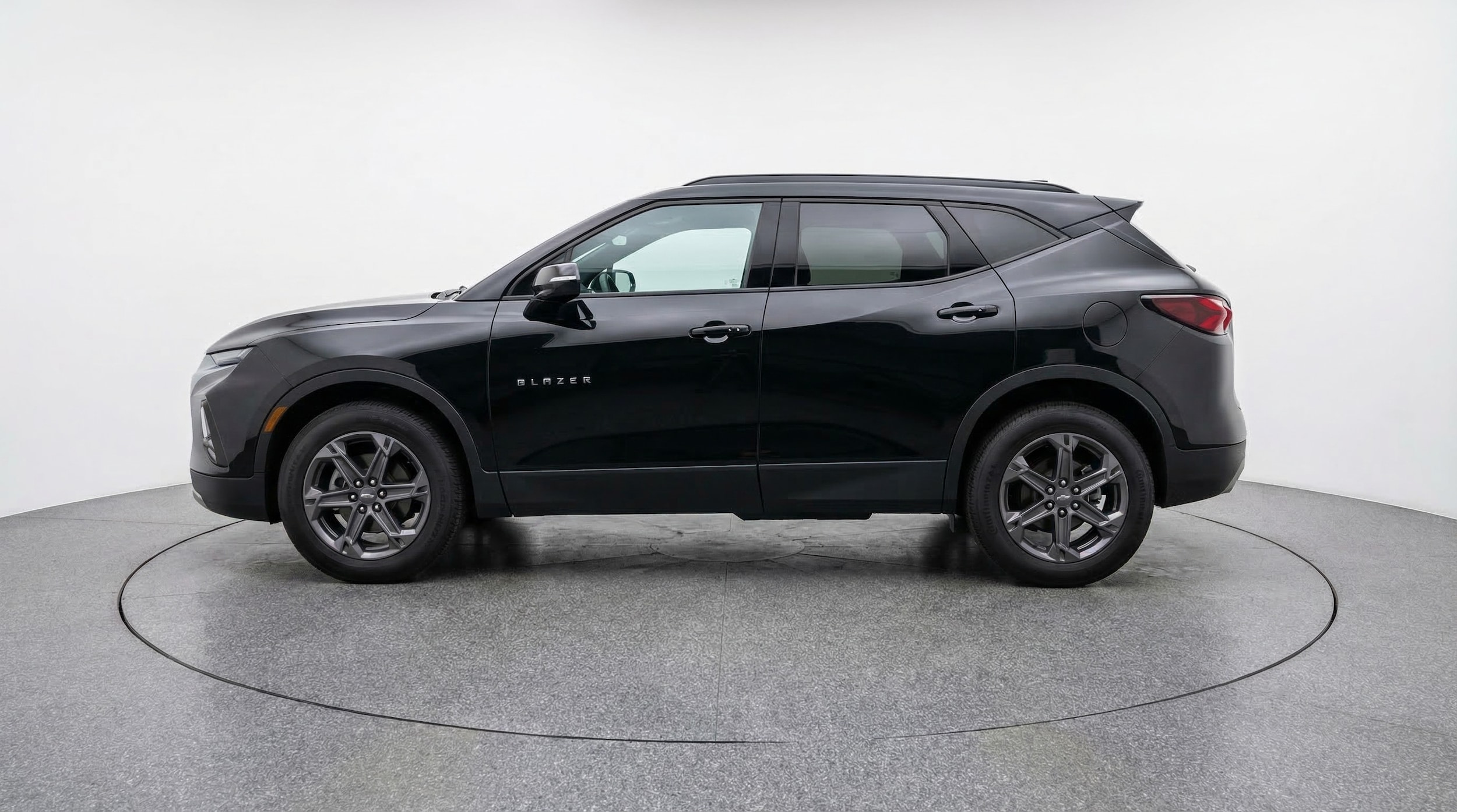 Thumbnail: 2025 Chevrolet Blazer - 4