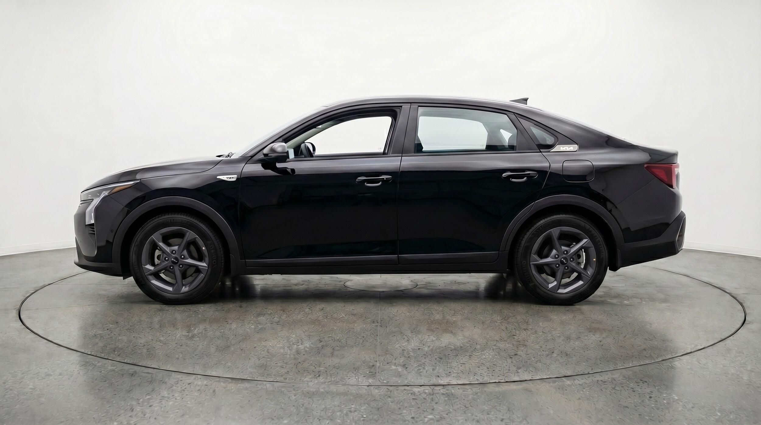 Thumbnail: 2025 Kia K4 - 4