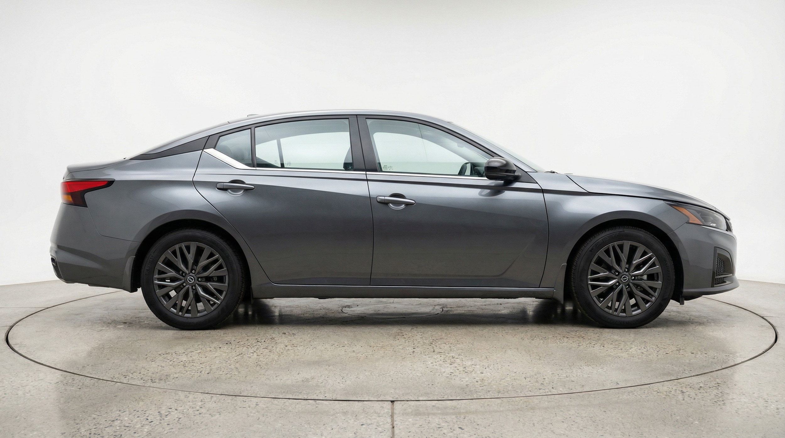 Thumbnail: 2025 Nissan Altima - 8