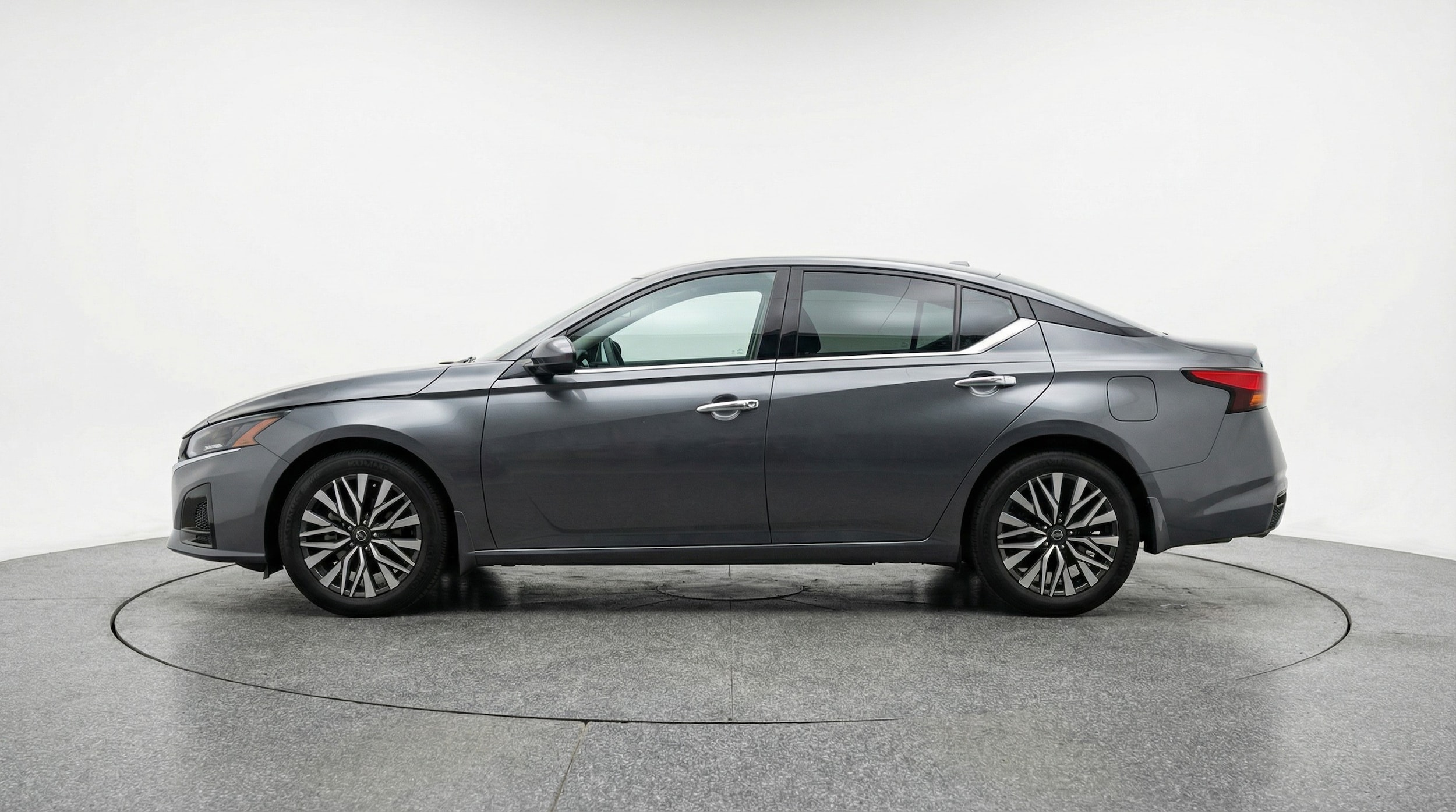 Thumbnail: 2025 Nissan Altima - 4