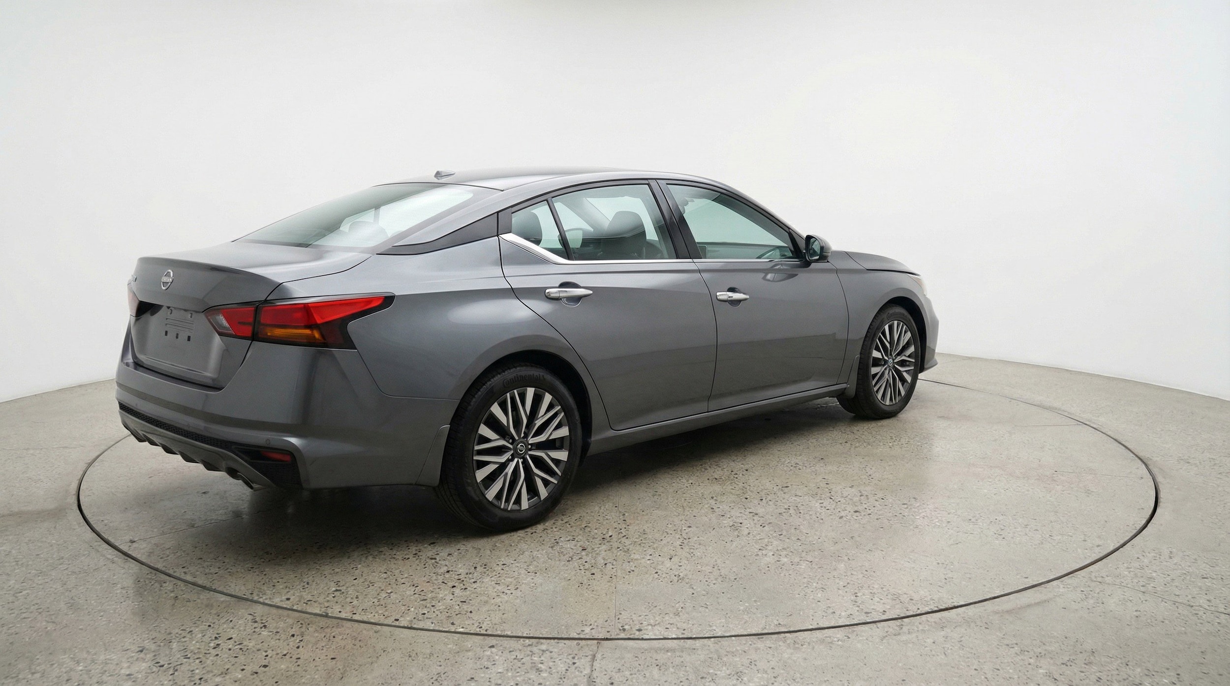 Thumbnail: 2025 Nissan Altima - 9