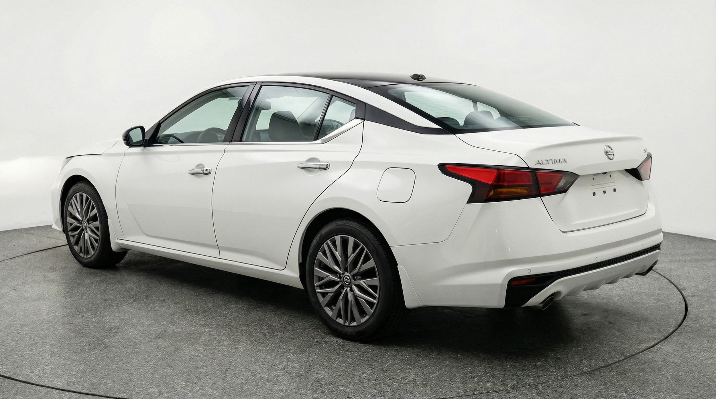 Thumbnail: 2025 Nissan Altima - 5