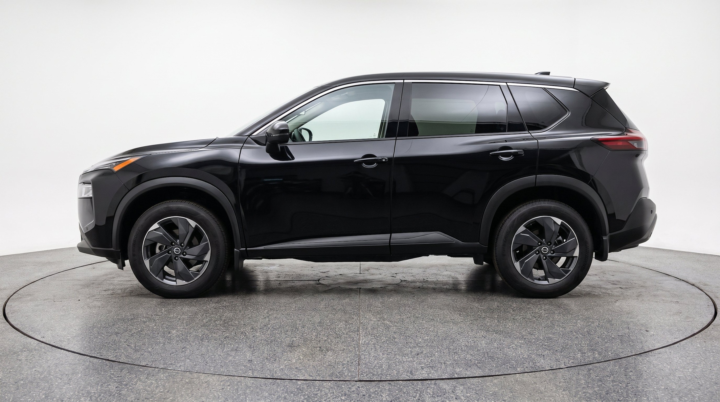 Thumbnail: 2025 Nissan Rogue - 5