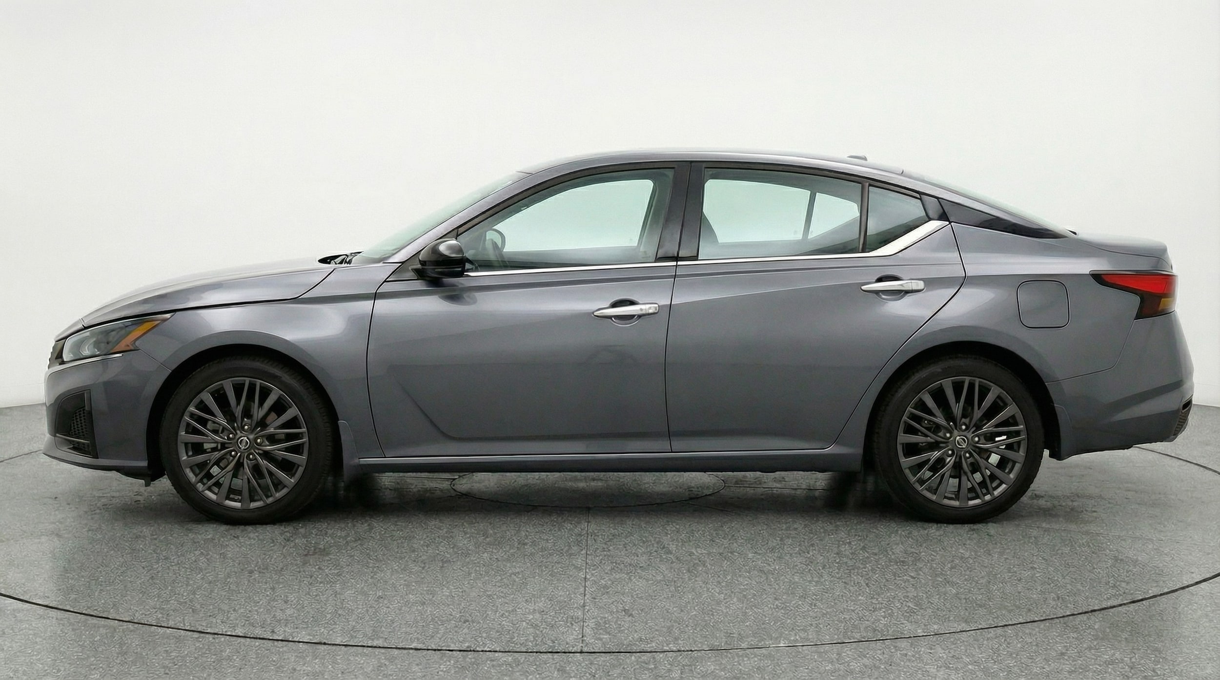 Thumbnail: 2025 Nissan Altima - 4