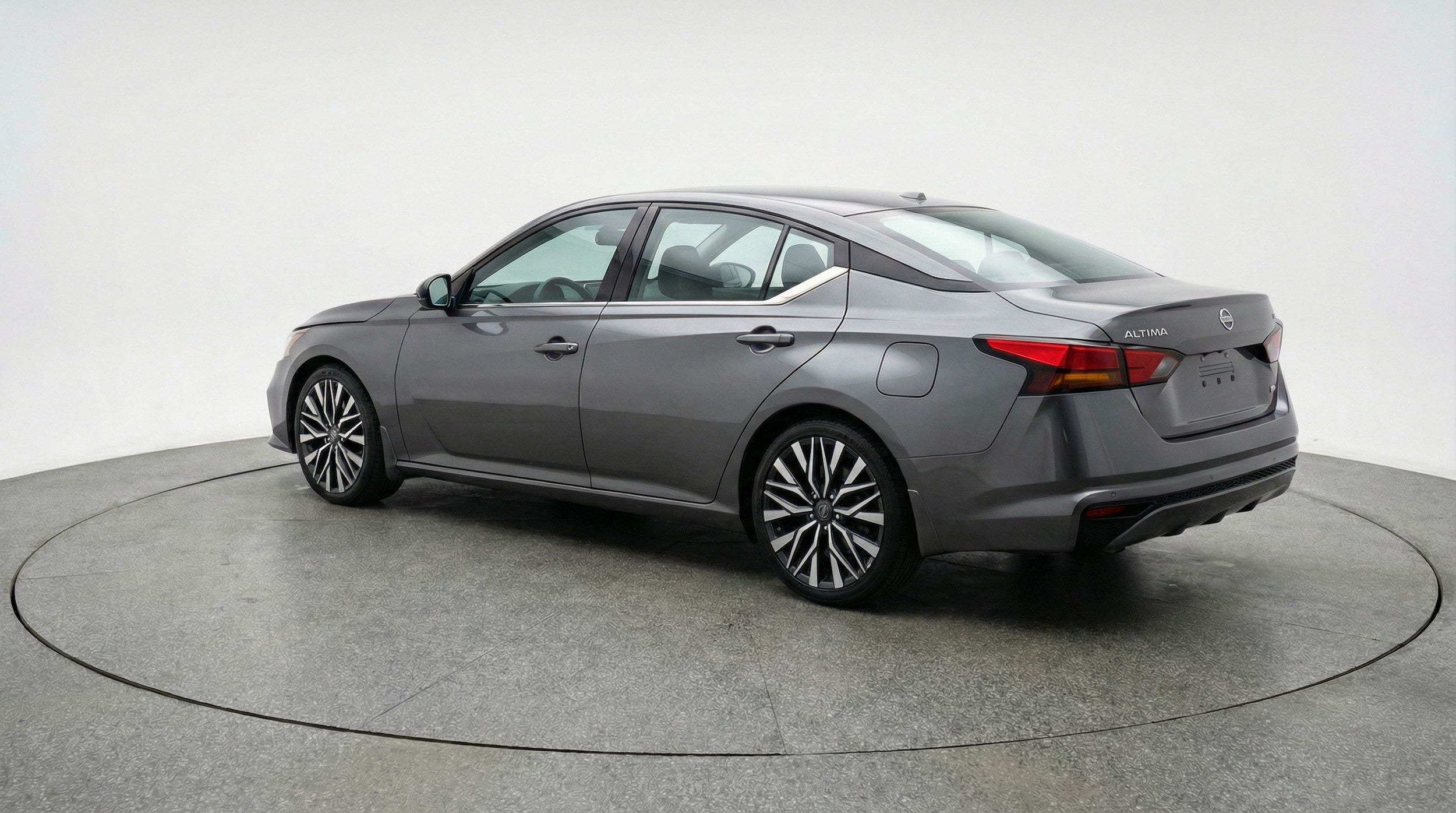 Thumbnail: 2025 Nissan Altima - 5