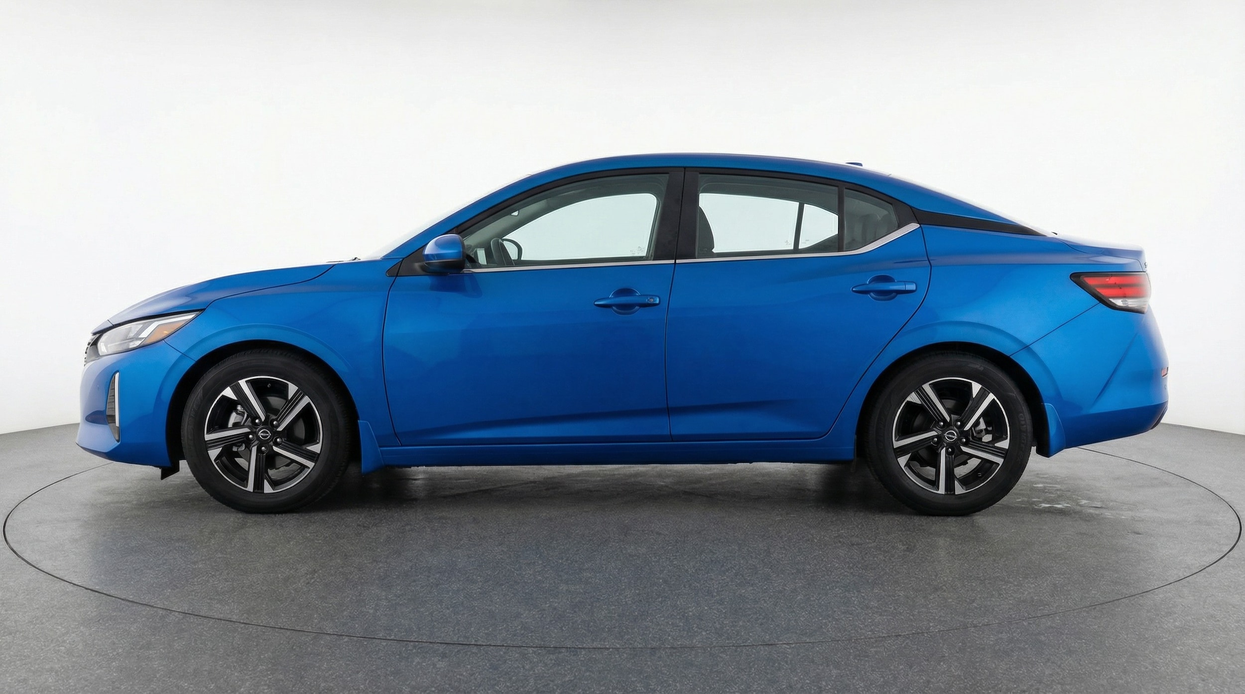 Thumbnail: 2025 Nissan Sentra - 4