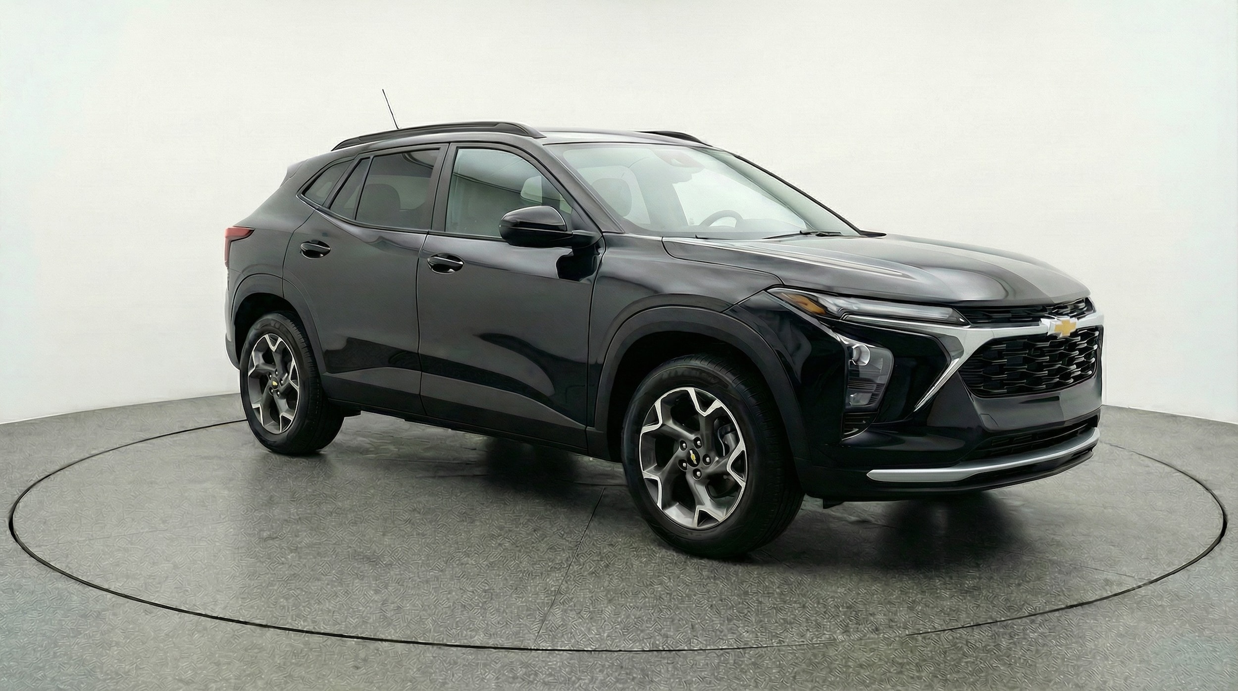 Thumbnail: 2025 Chevrolet Trax - 1