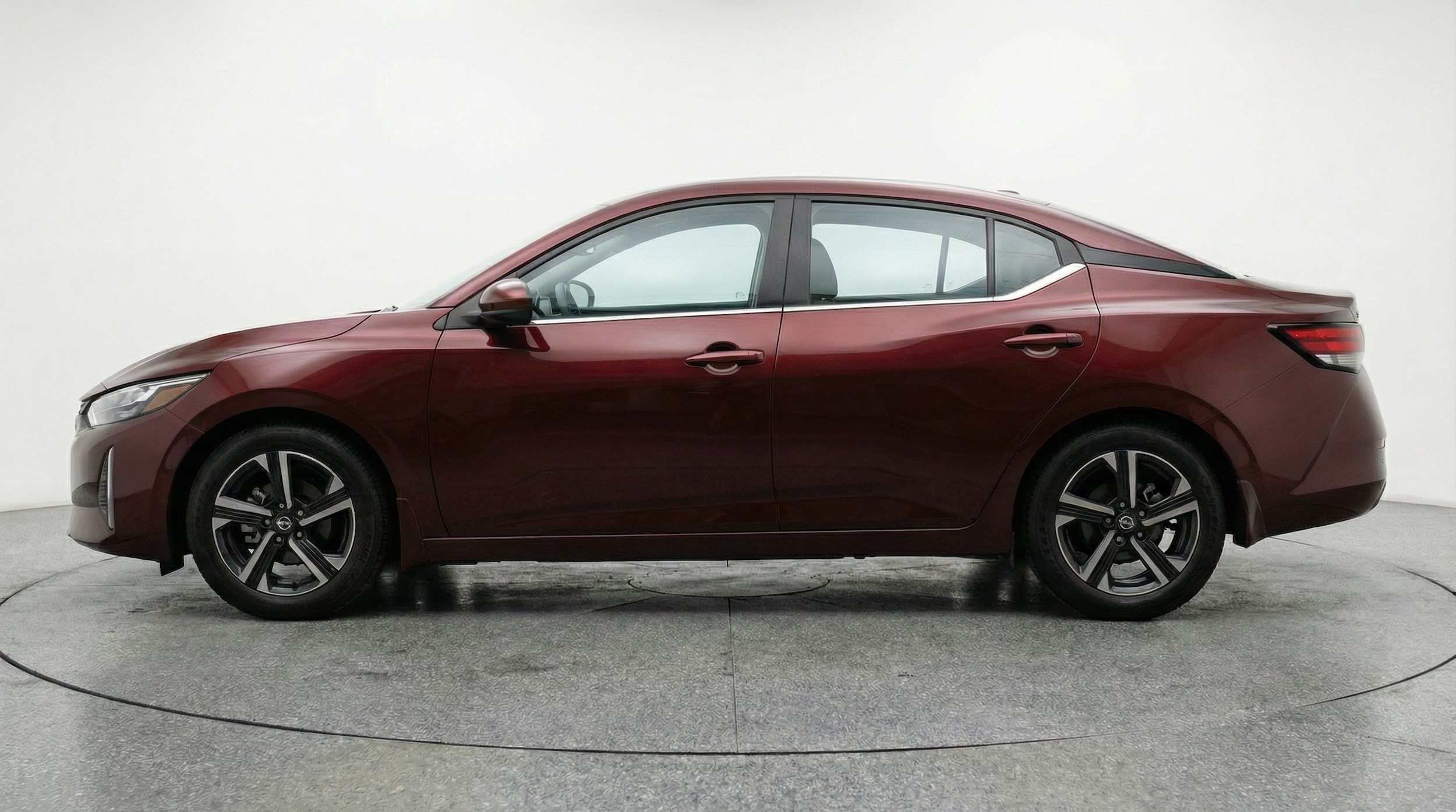 Thumbnail: 2025 Nissan Sentra - 4