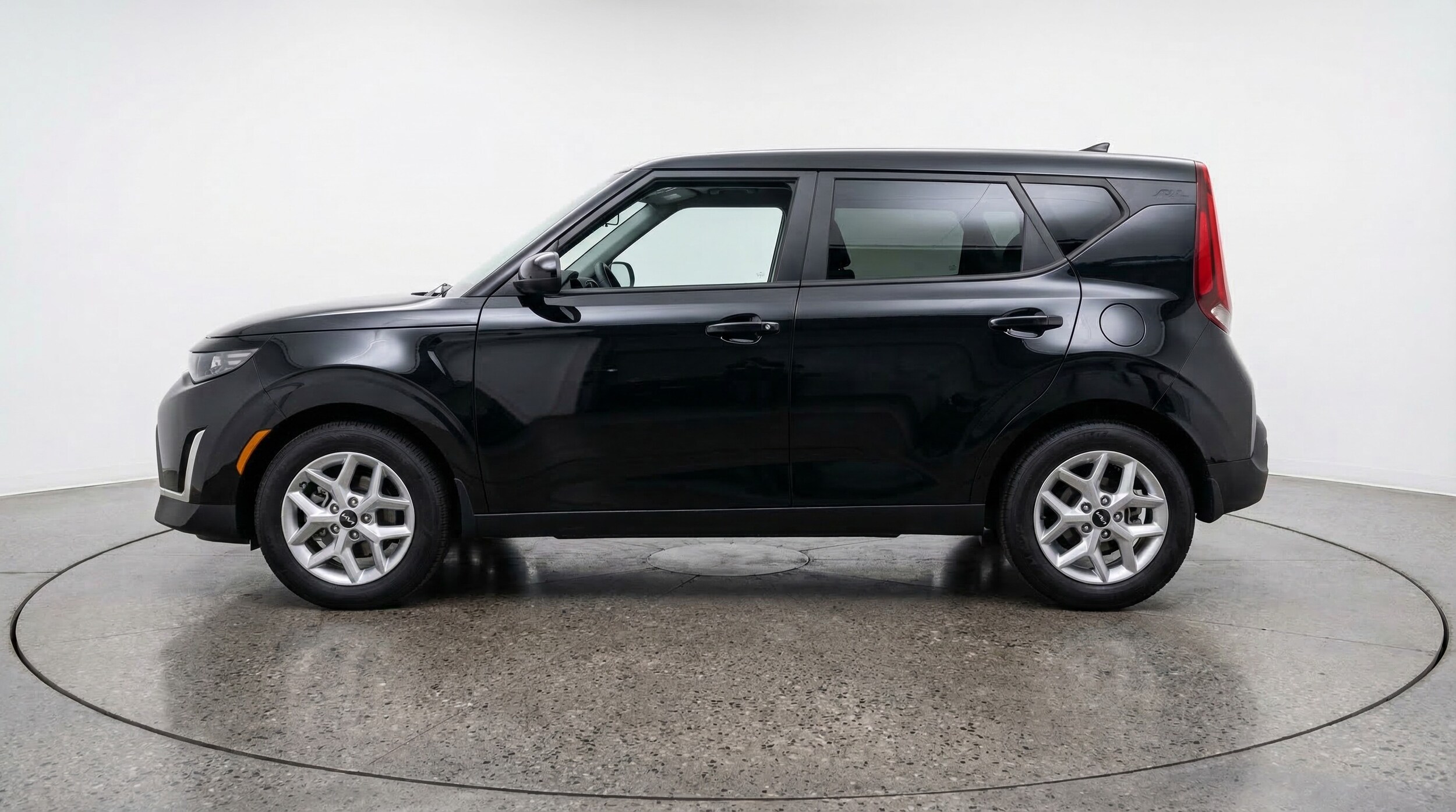 Thumbnail: 2025 Kia Soul - 4