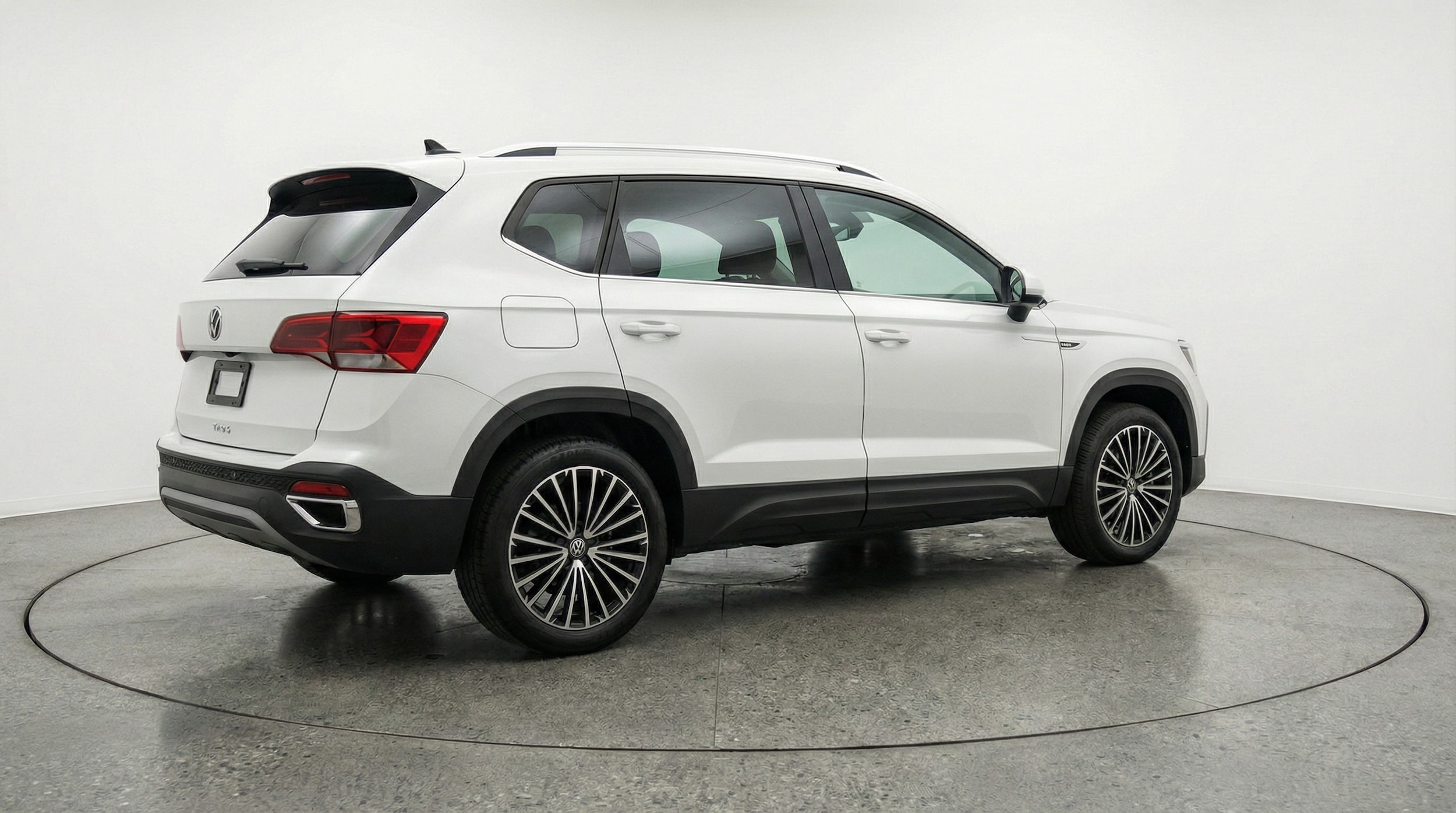 Thumbnail: 2025 Volkswagen Taos - 7