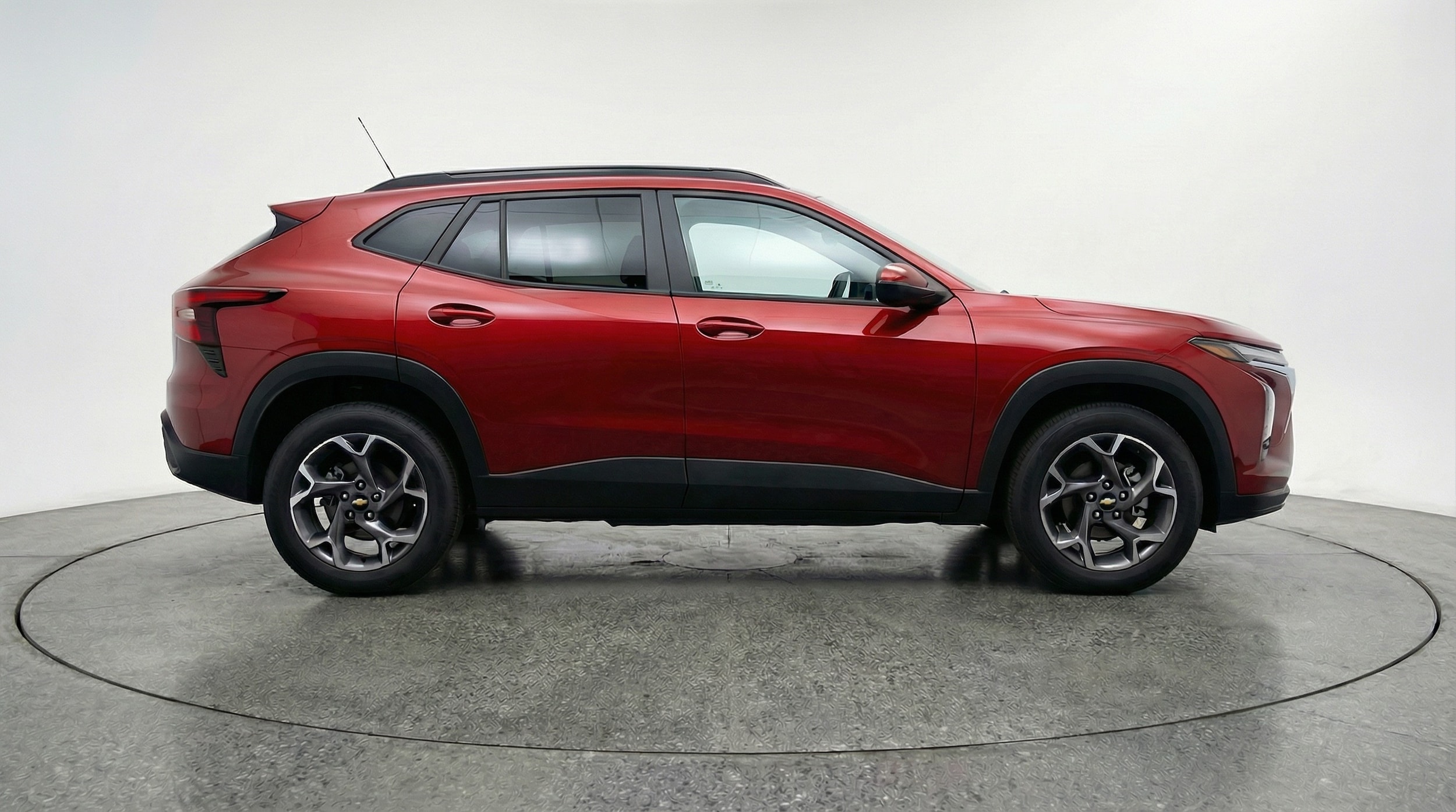 Thumbnail: 2025 Chevrolet Trax - 8