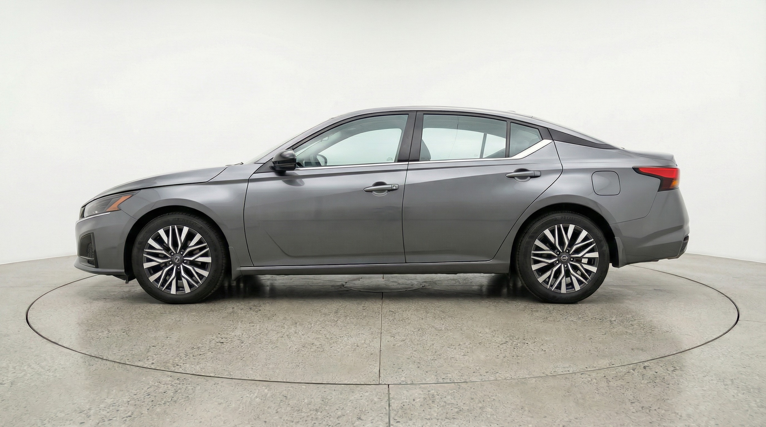 Thumbnail: 2025 Nissan Altima - 4