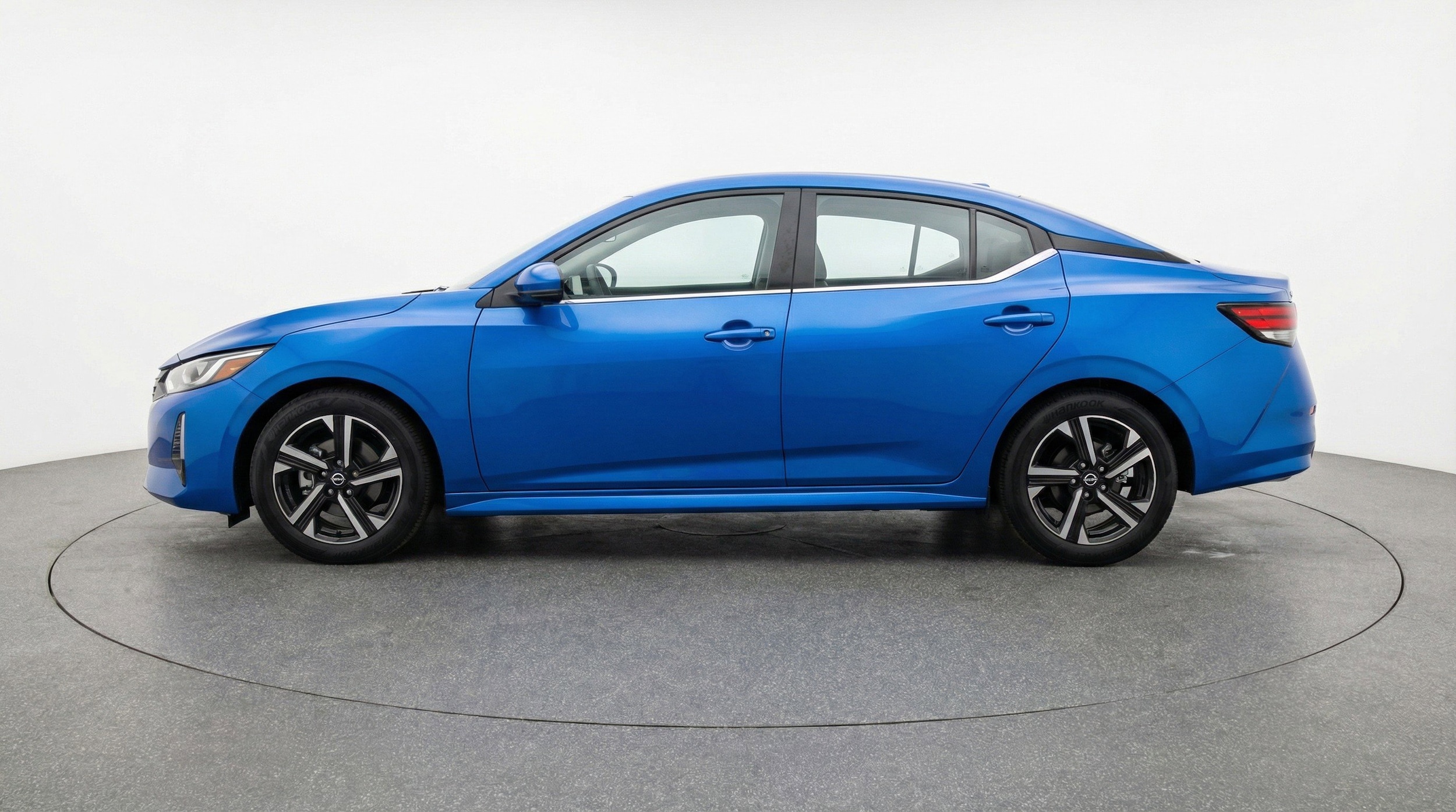 Thumbnail: 2025 Nissan Sentra - 5
