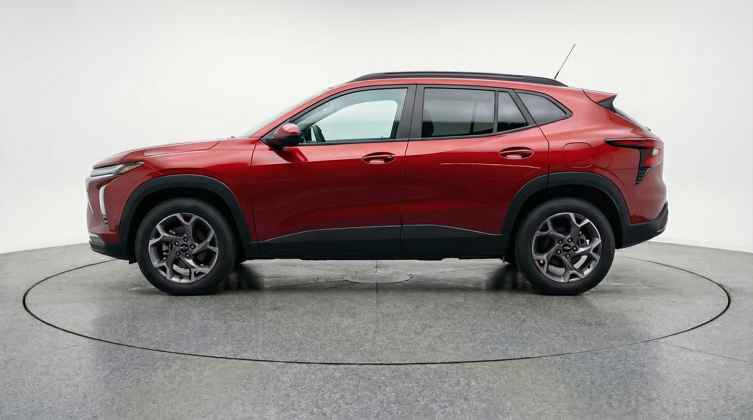 Thumbnail: 2025 Chevrolet Trax - 4