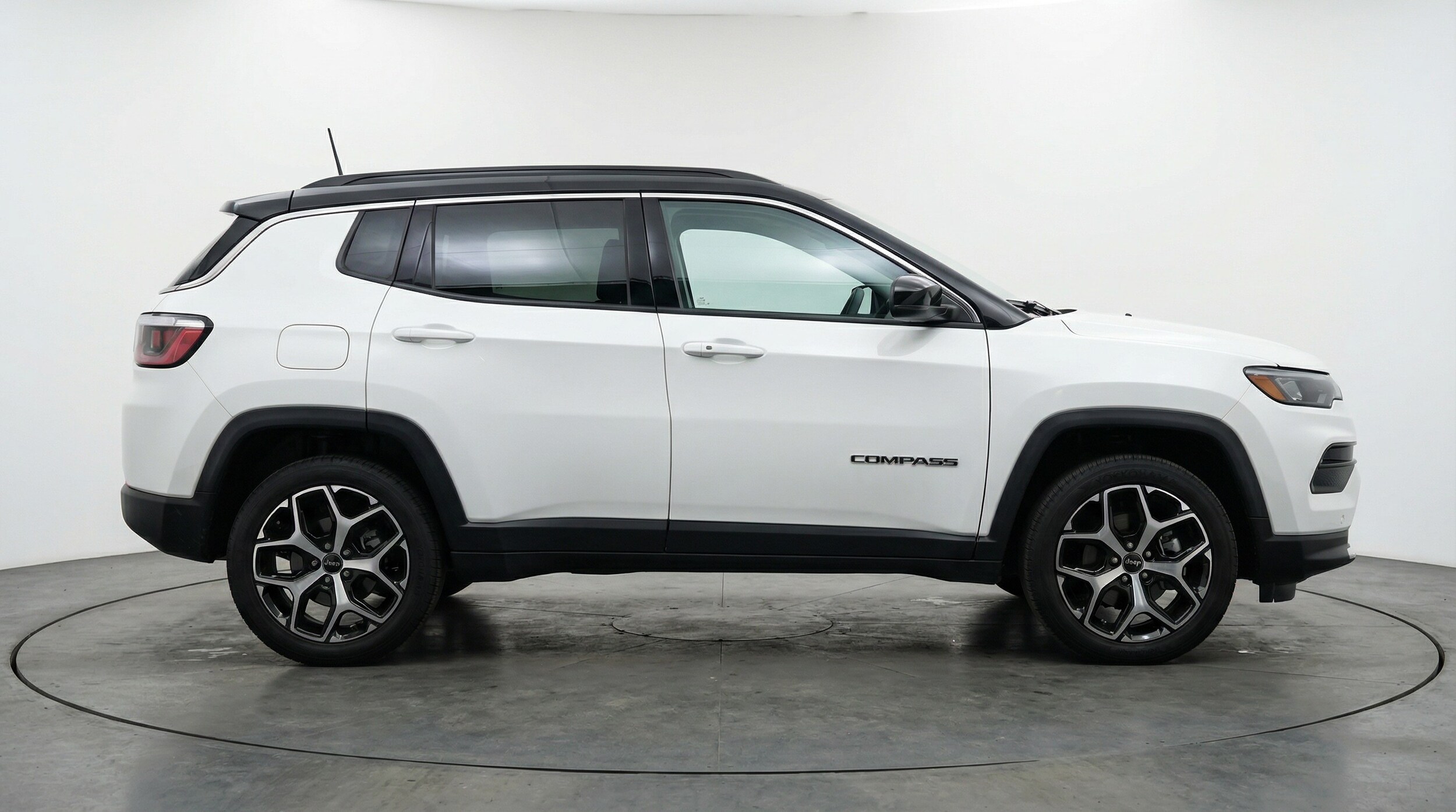 Thumbnail: 2025 Jeep Compass - 8