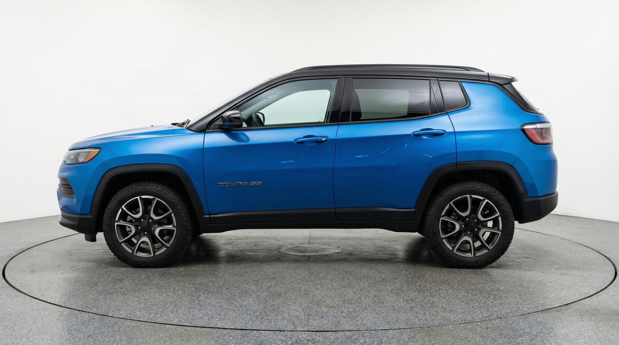 Thumbnail: 2025 Jeep Compass - 4