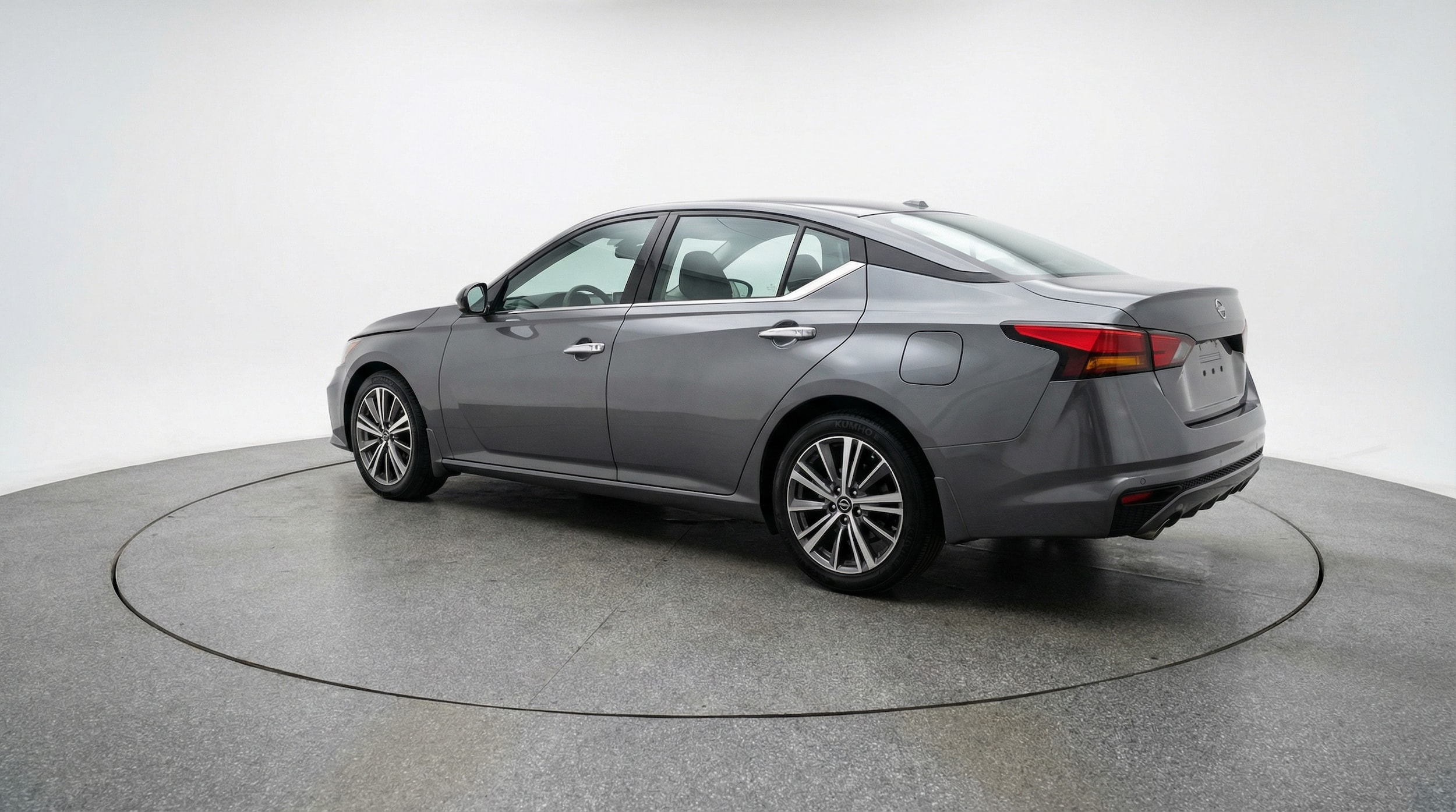 Thumbnail: 2025 Nissan Altima - 5