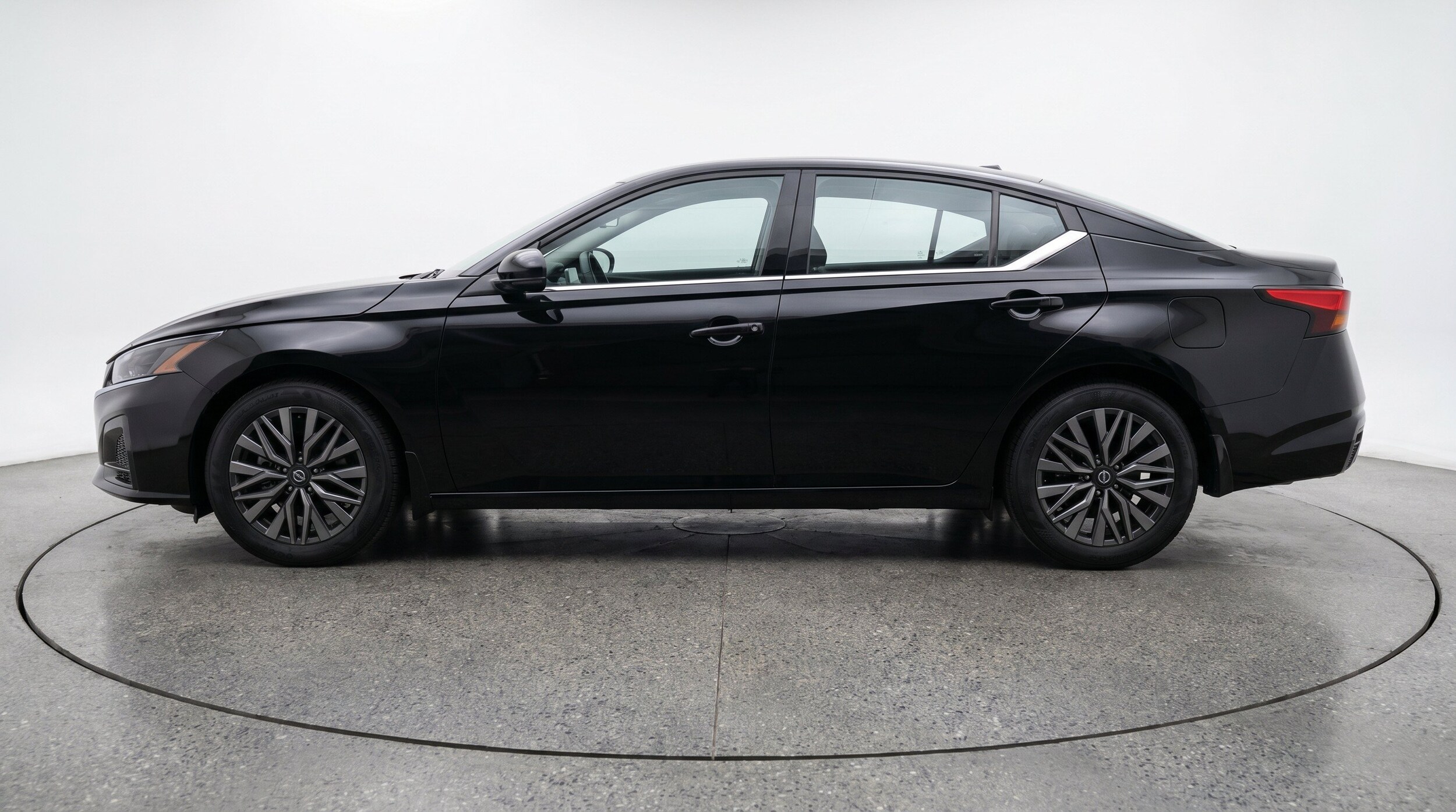 Thumbnail: 2026 Nissan Altima - 5