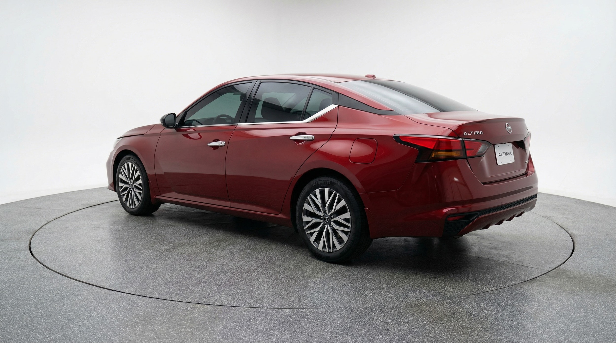 Thumbnail: 2025 Nissan Altima - 5