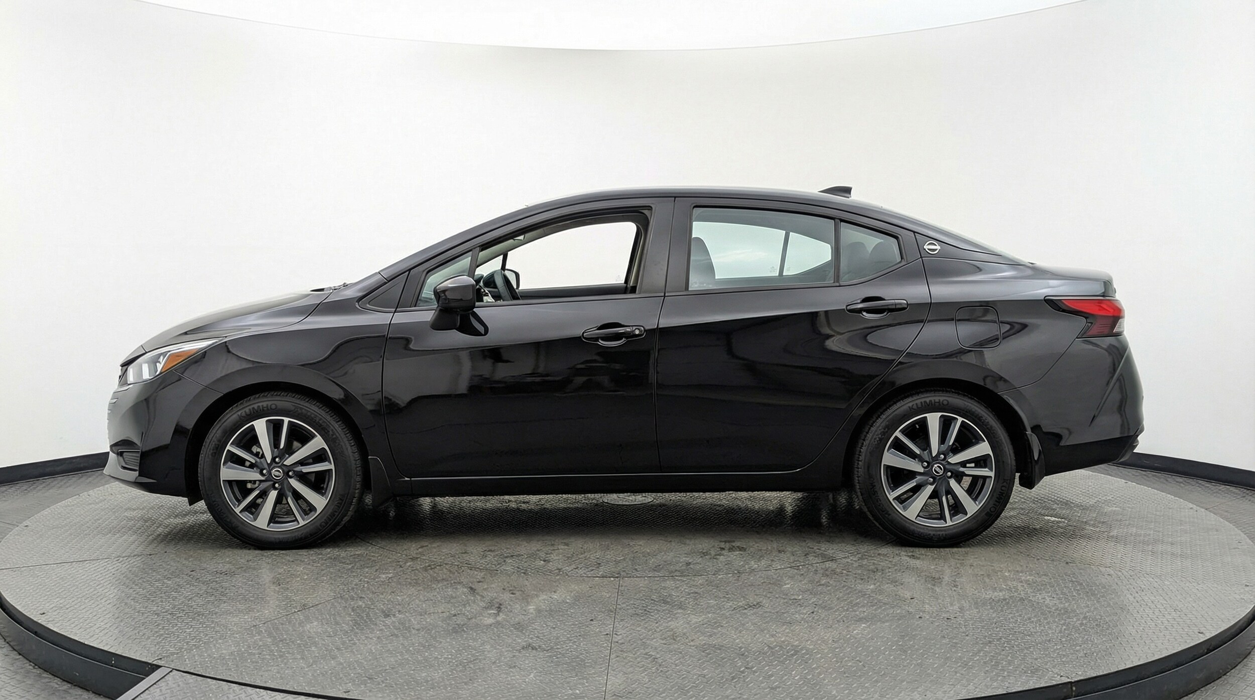 Thumbnail: 2025 Nissan Versa - 4