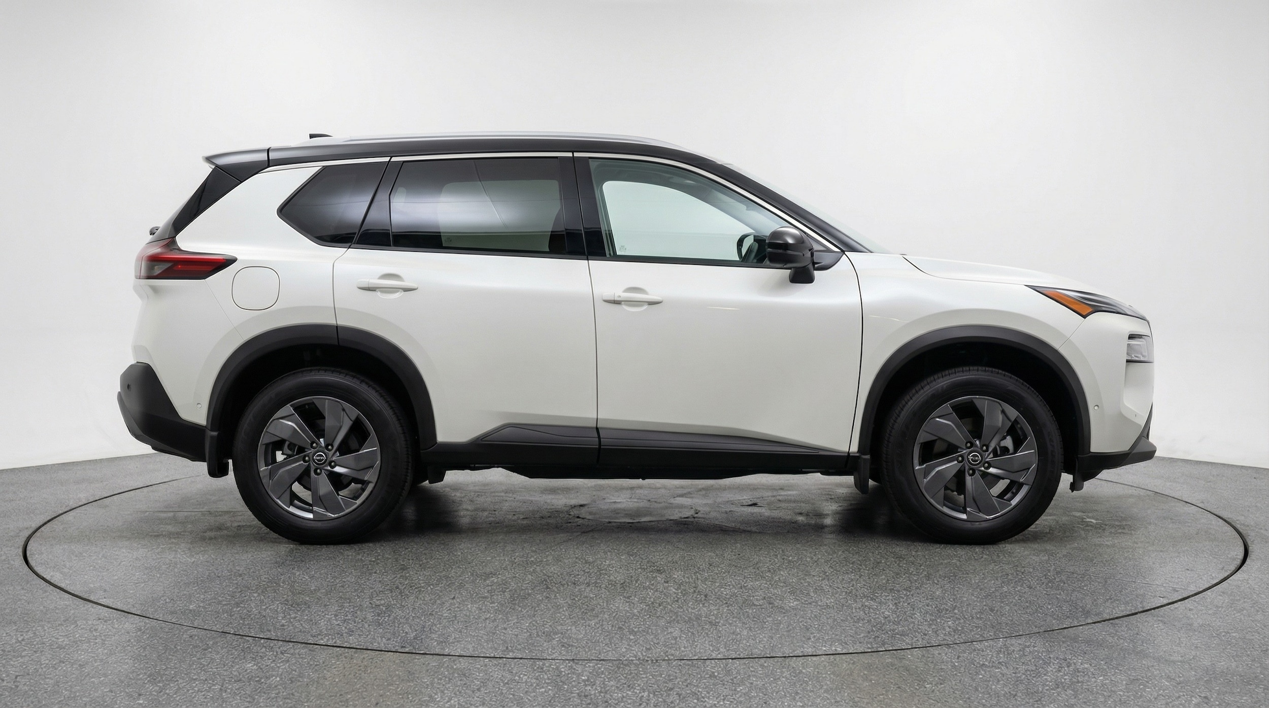 Thumbnail: 2025 Nissan Rogue - 8