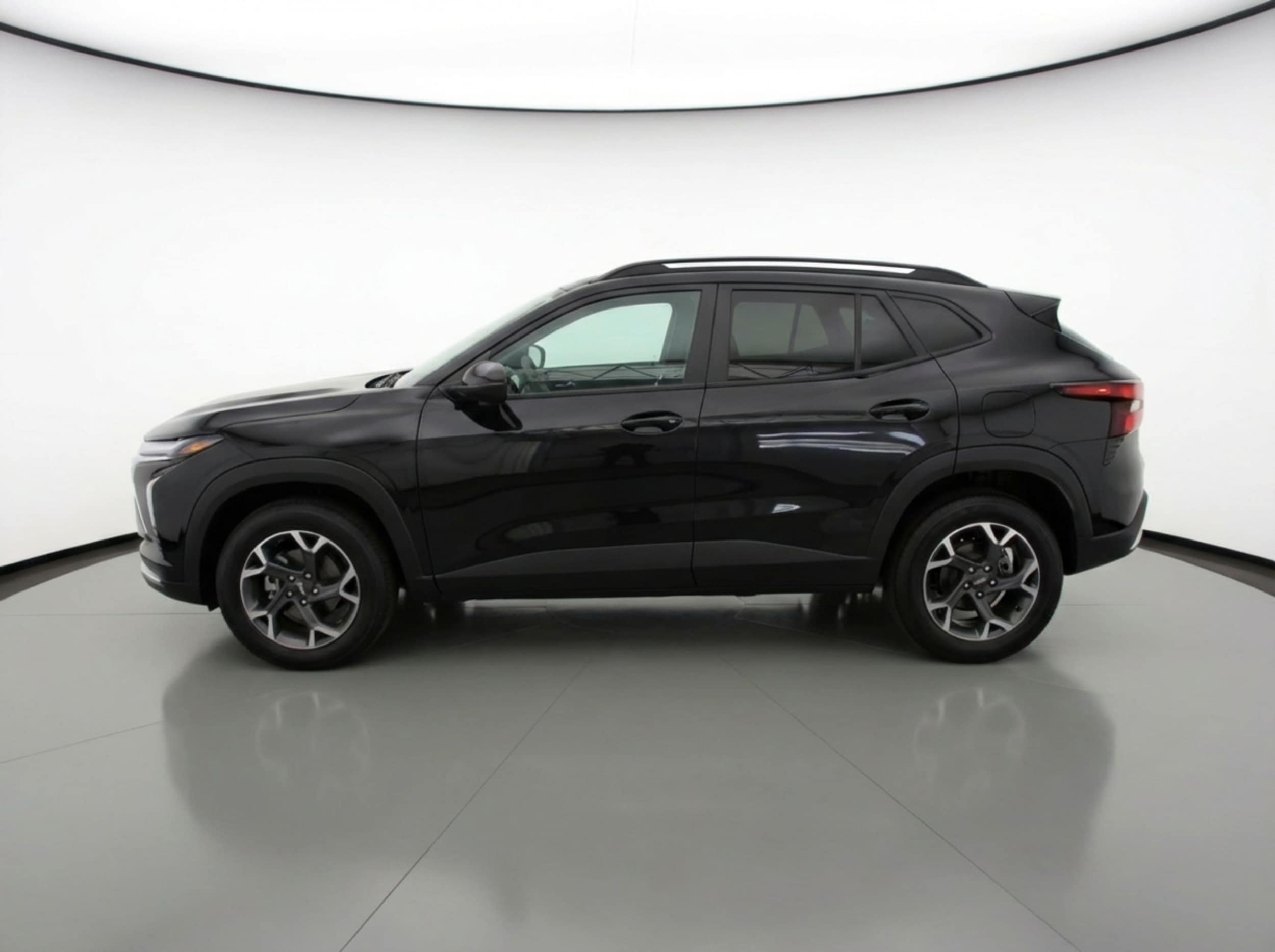 Thumbnail: 2025 Chevrolet Trax - 4