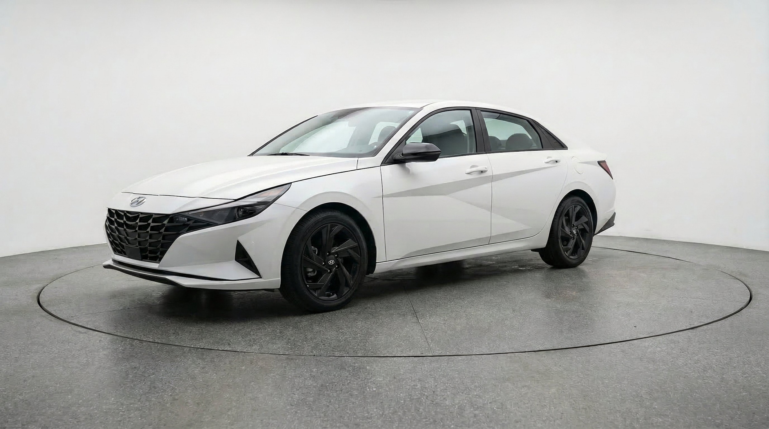 Thumbnail: 2026 Hyundai Elantra - 3