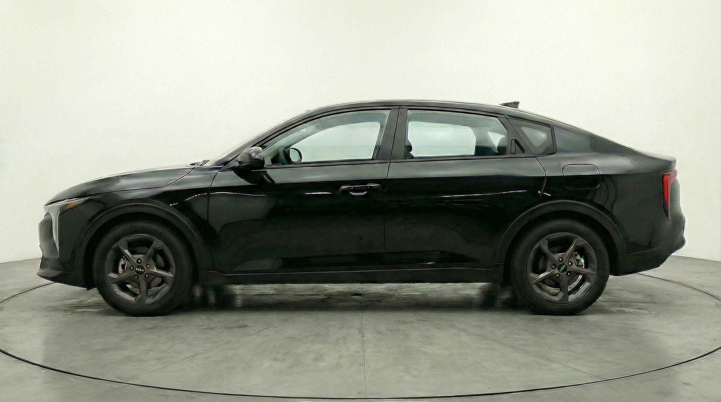 Thumbnail: 2025 Kia K4 - 4