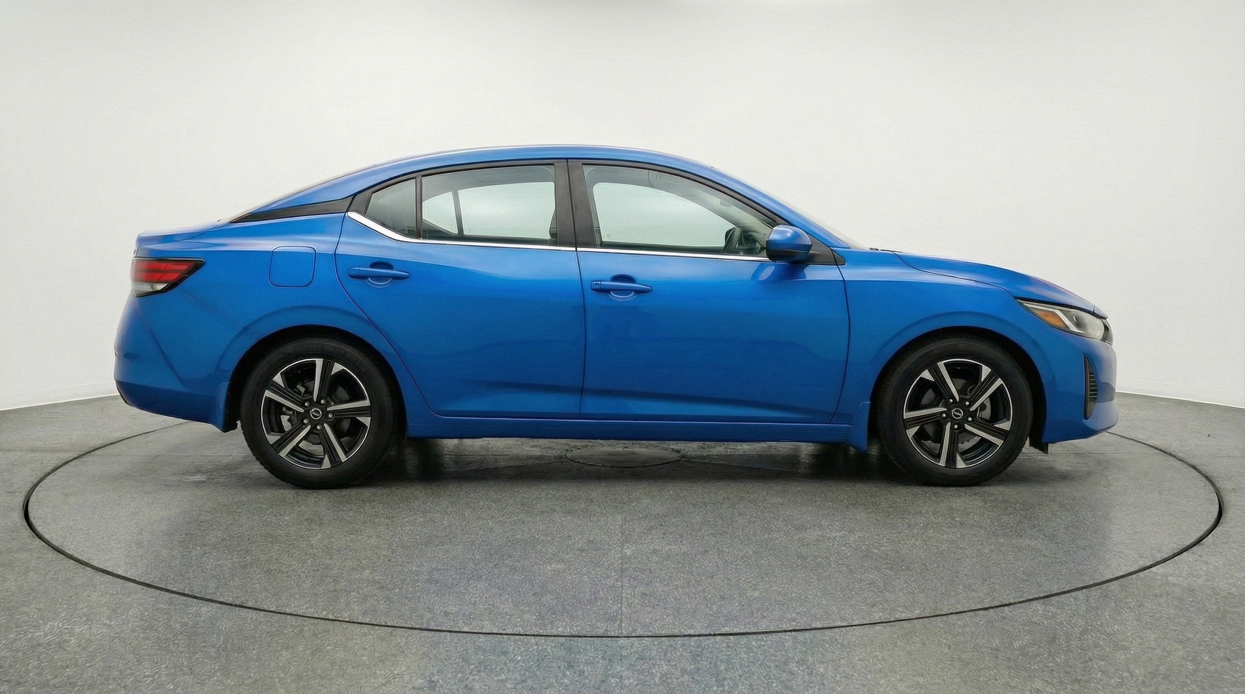 Thumbnail: 2025 Nissan Sentra - 8