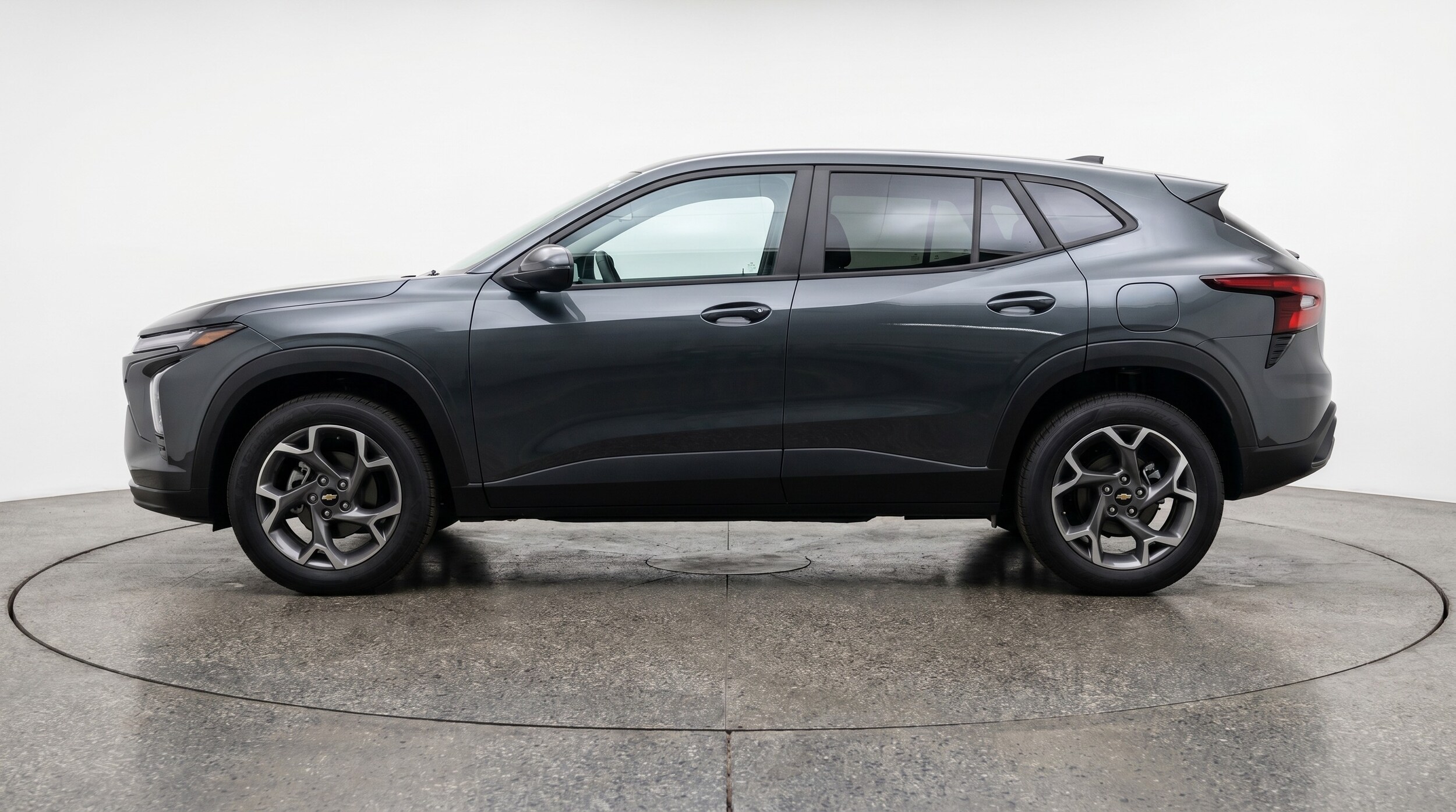 Thumbnail: 2025 Chevrolet Trax - 4