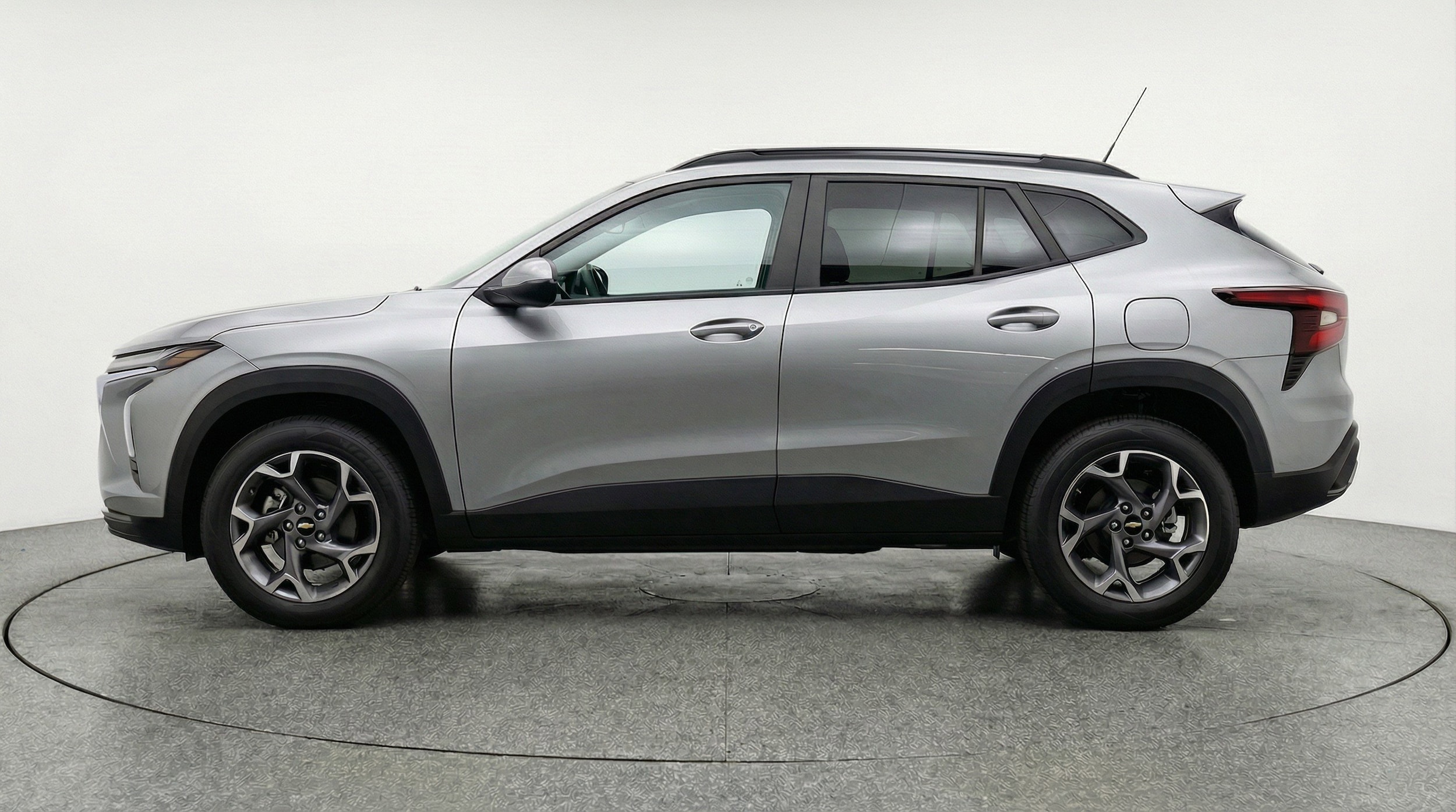 Thumbnail: 2025 Chevrolet Trax - 5