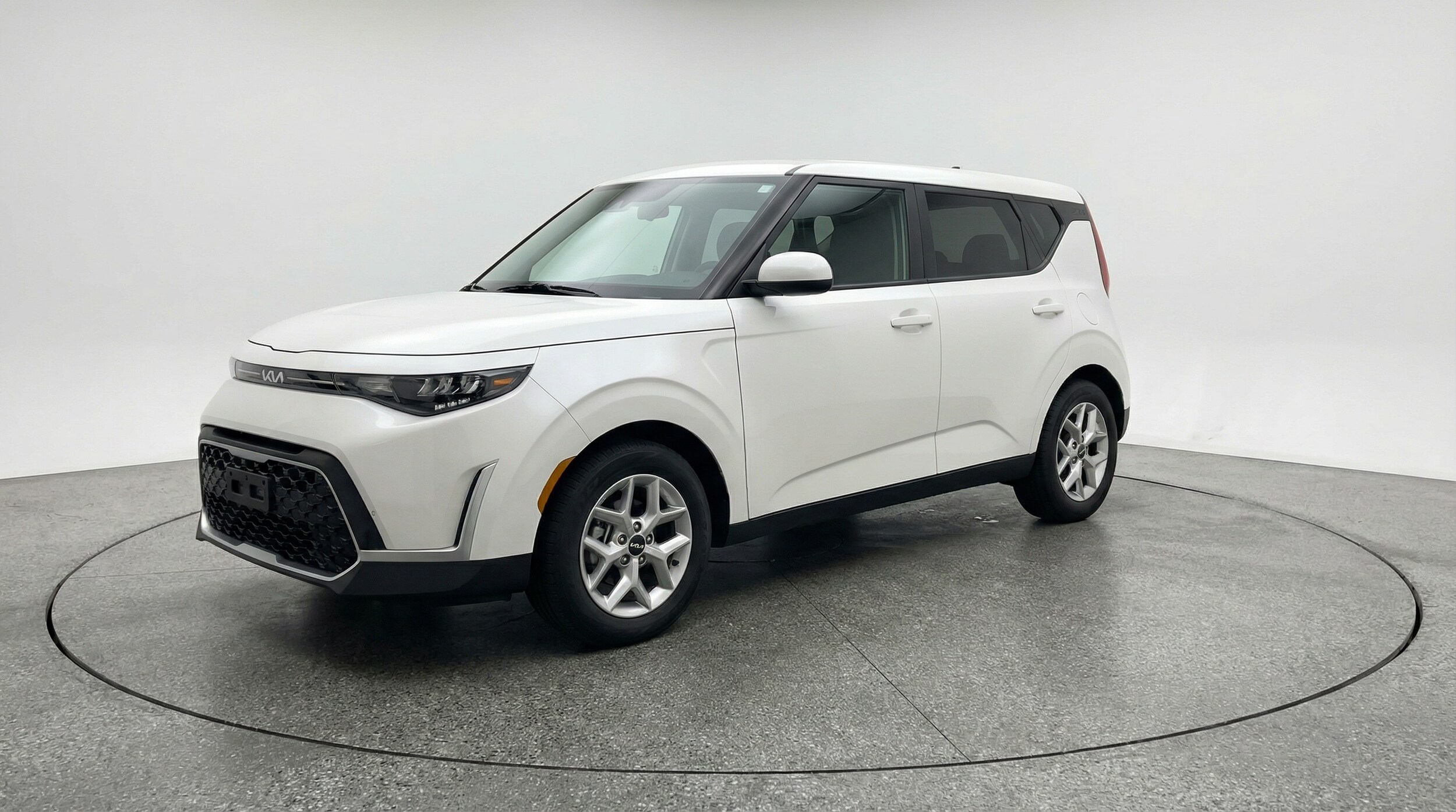 Thumbnail: 2025 Kia Soul - 3