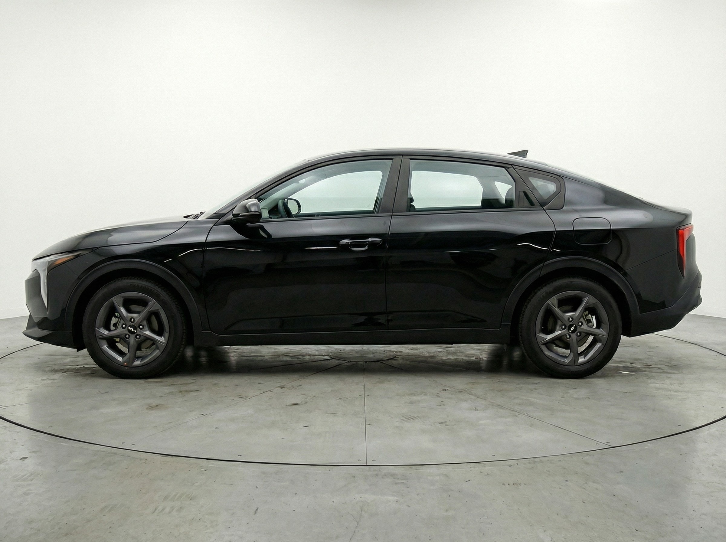 Thumbnail: 2025 Kia K4 - 4
