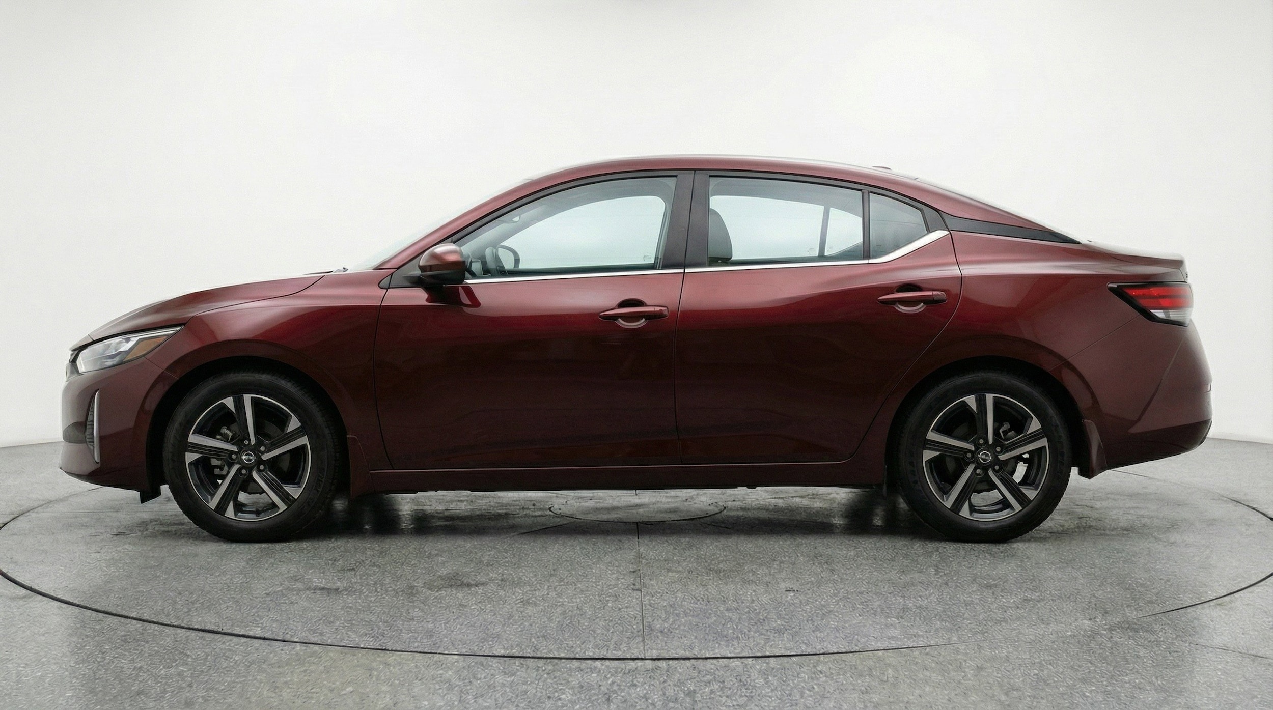 Thumbnail: 2025 Nissan Sentra - 5
