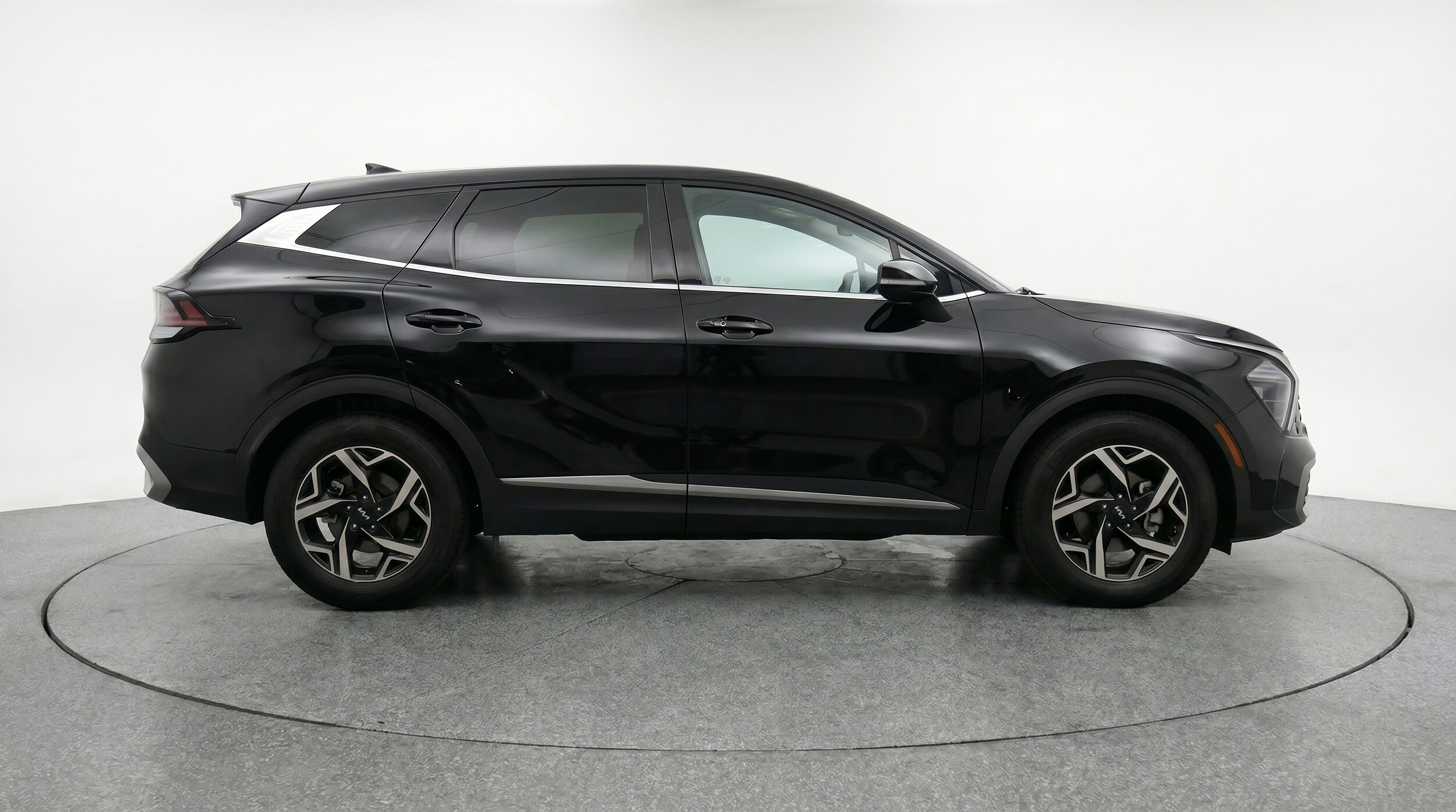 Thumbnail: 2025 Kia Sportage - 8