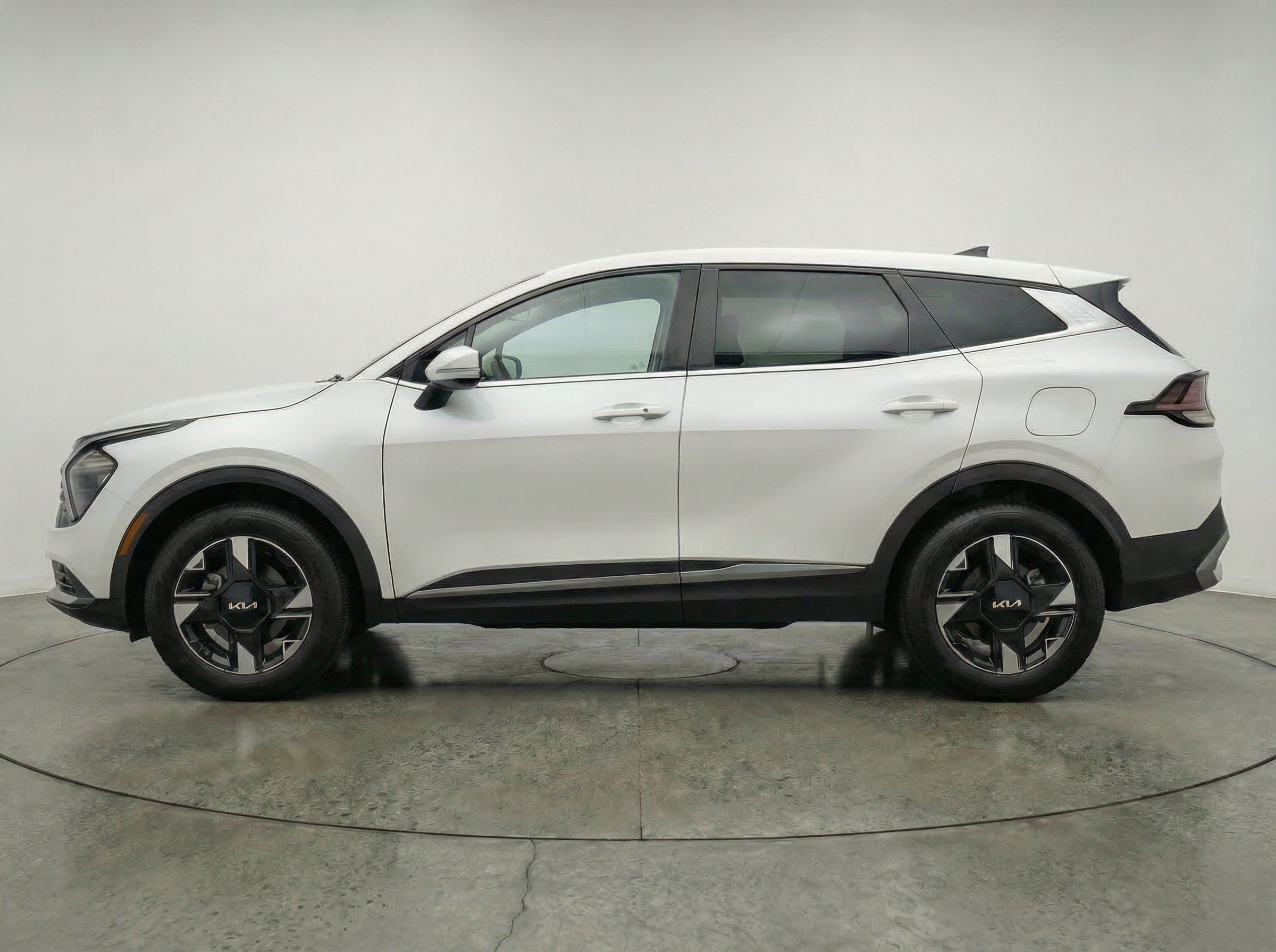 Thumbnail: 2026 Kia Sportage - 5