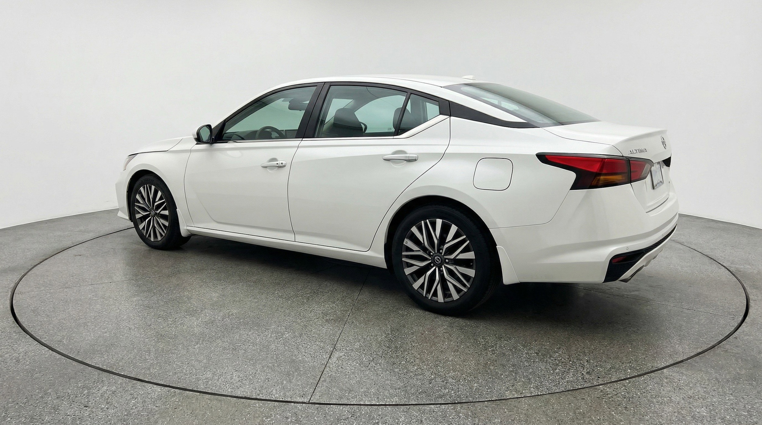 Thumbnail: 2025 Nissan Altima - 6