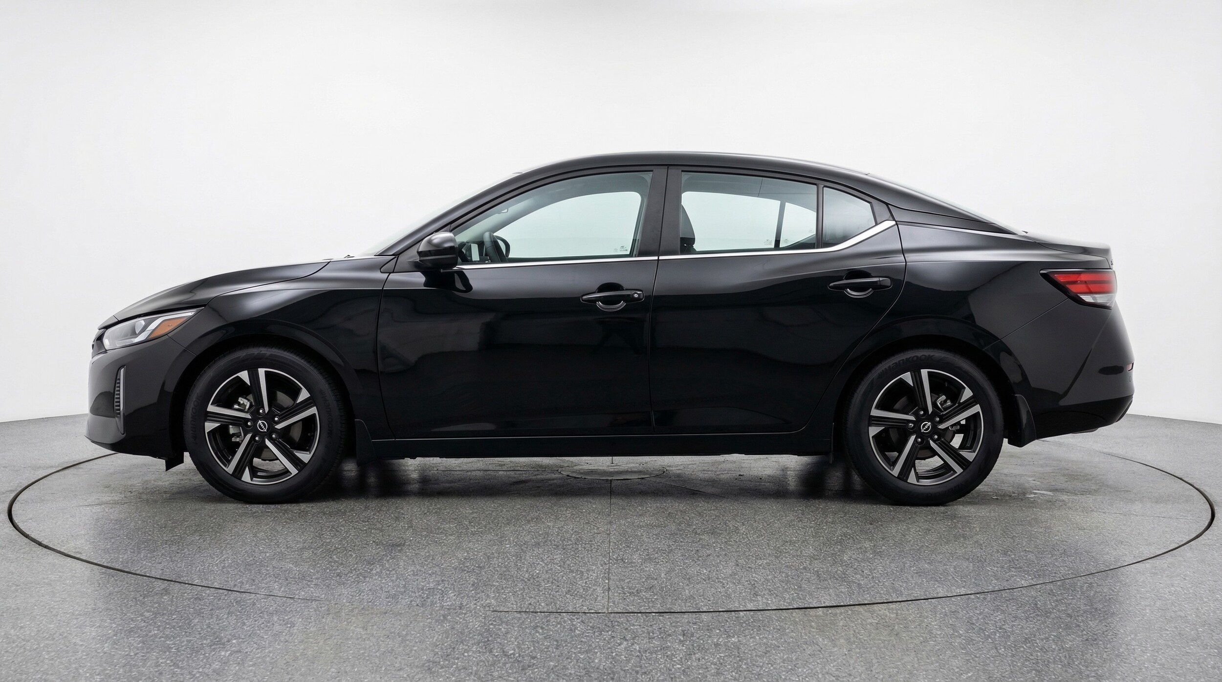 Thumbnail: 2025 Nissan Sentra - 4