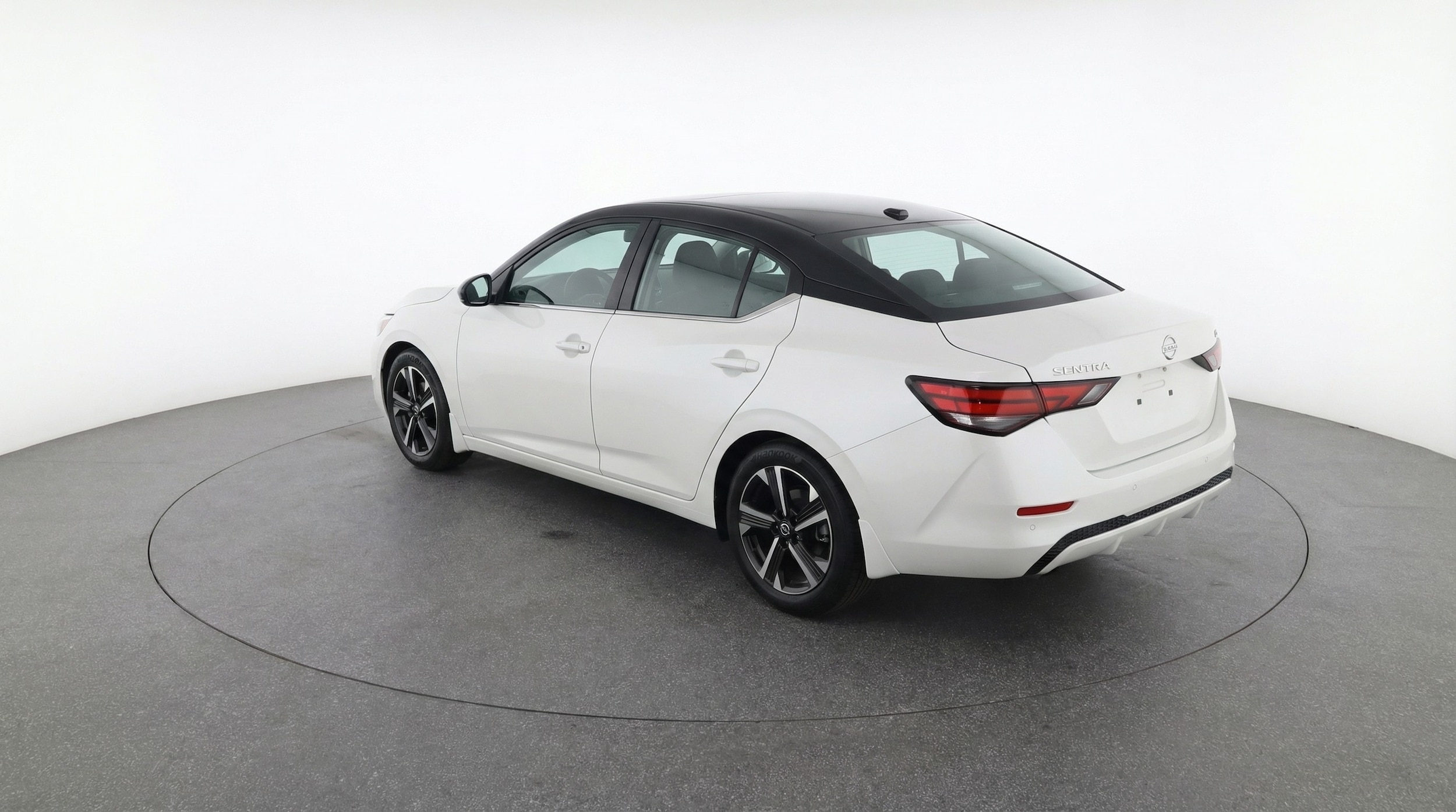 Thumbnail: 2025 Nissan Sentra - 5