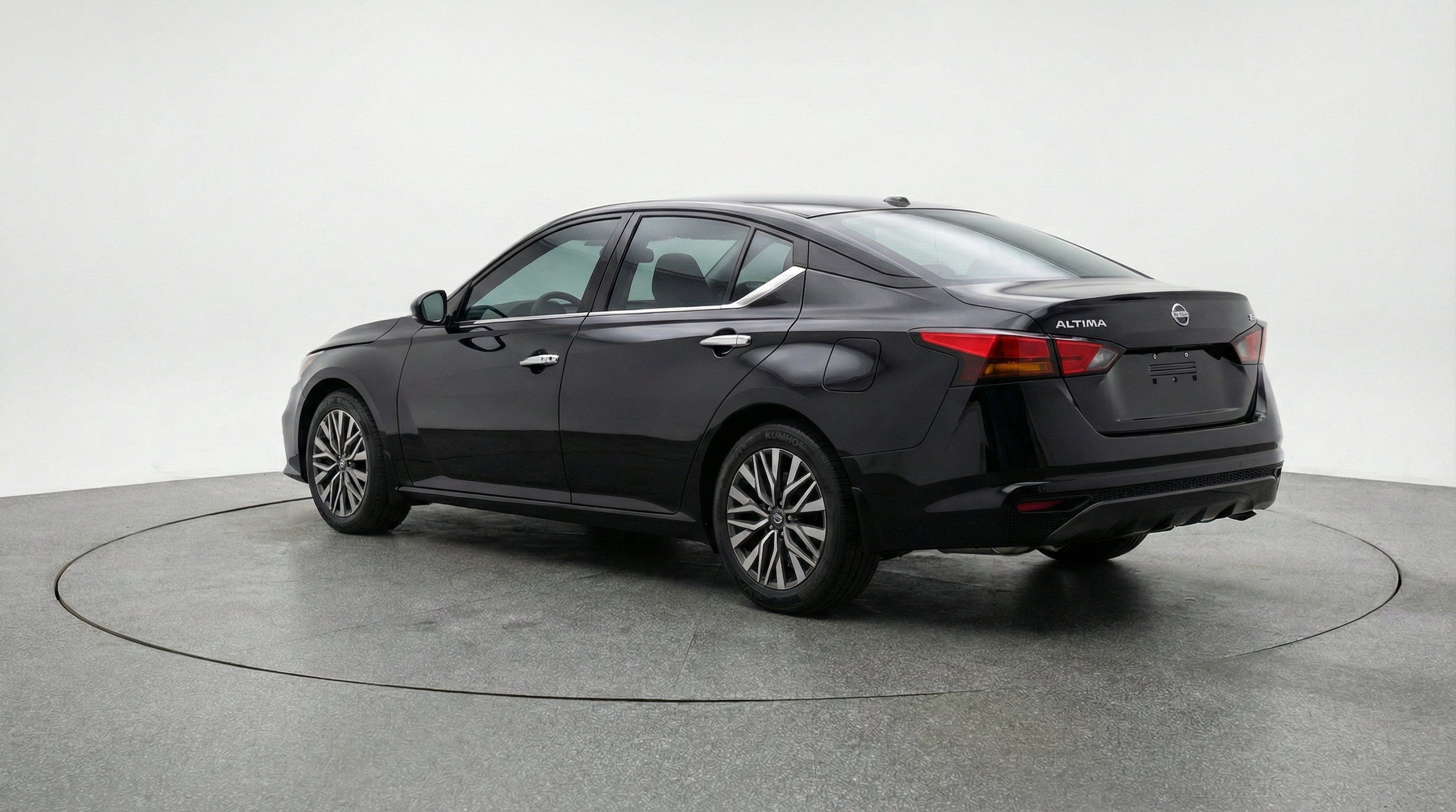 Thumbnail: 2025 Nissan Altima - 6