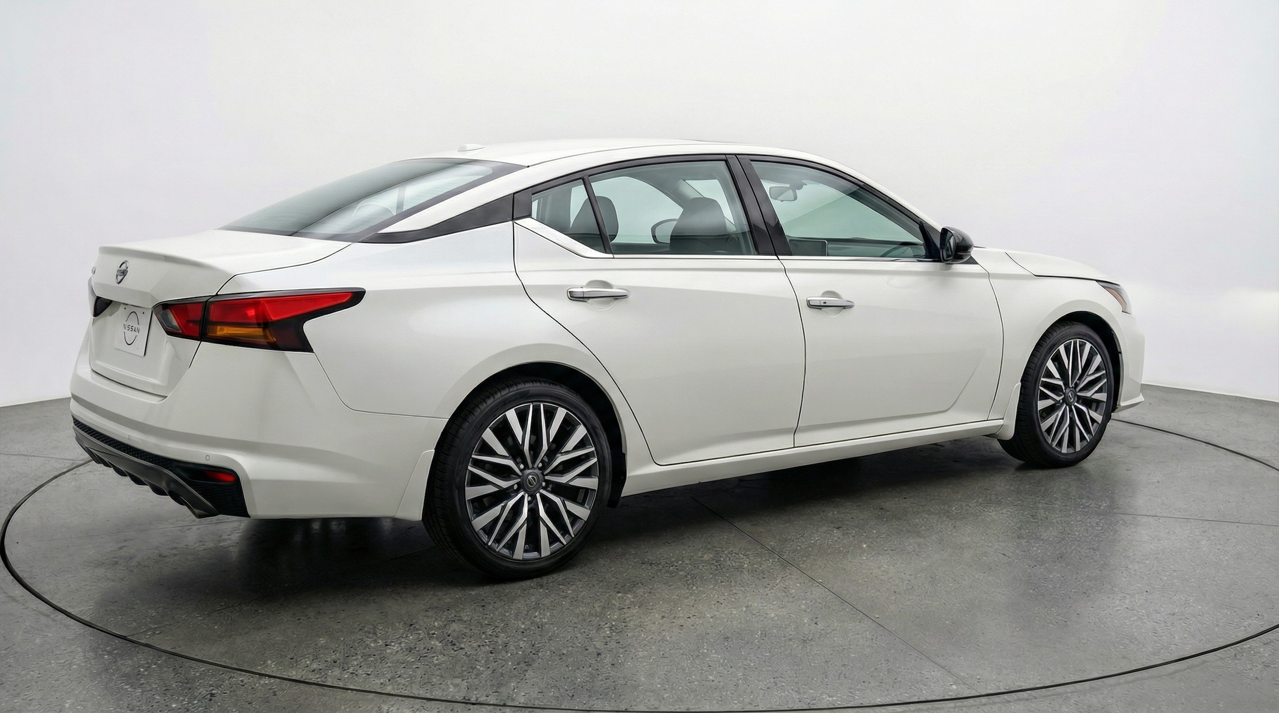 Thumbnail: 2025 Nissan Altima - 7