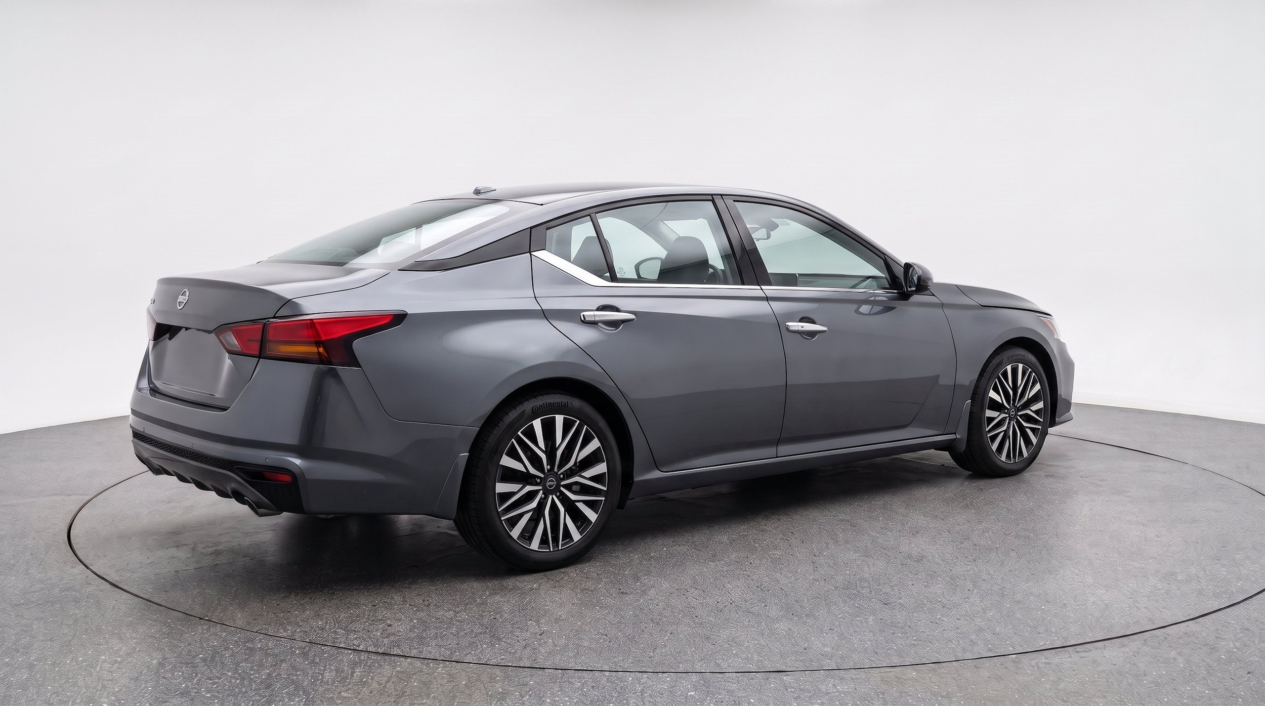 Thumbnail: 2025 Nissan Altima - 9