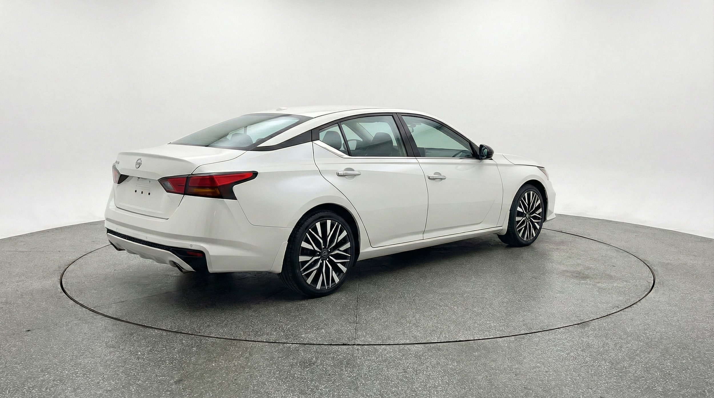 Thumbnail: 2025 Nissan Altima - 7