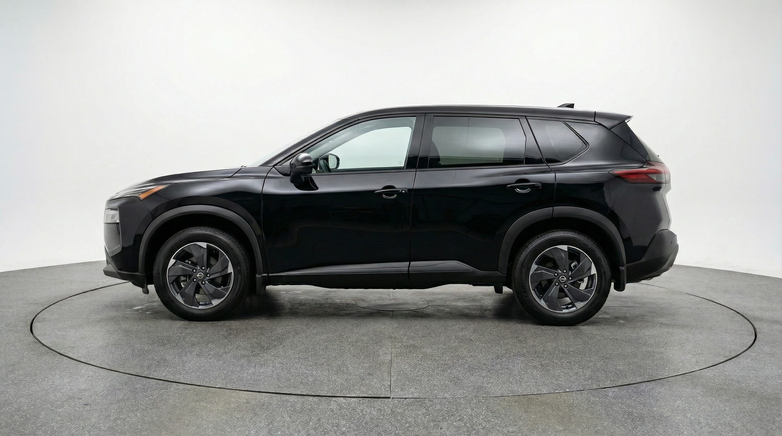 Thumbnail: 2025 Nissan Rogue - 4