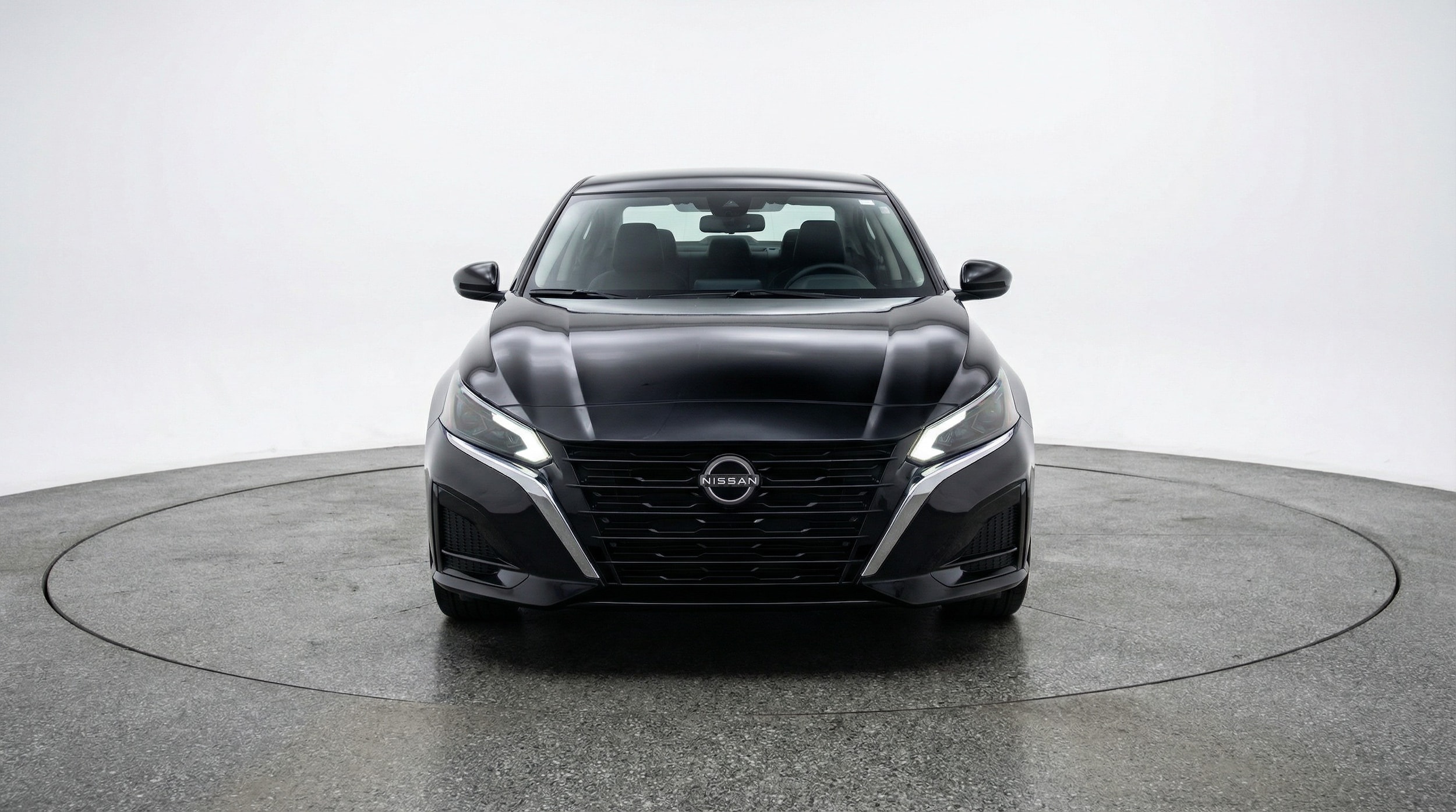 Thumbnail: 2025 Nissan Altima - 2