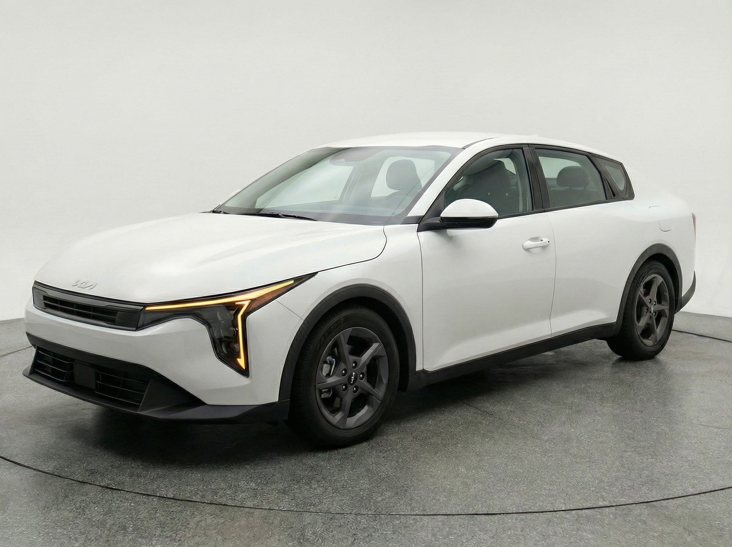 Thumbnail: 2025 Kia K4 - 3