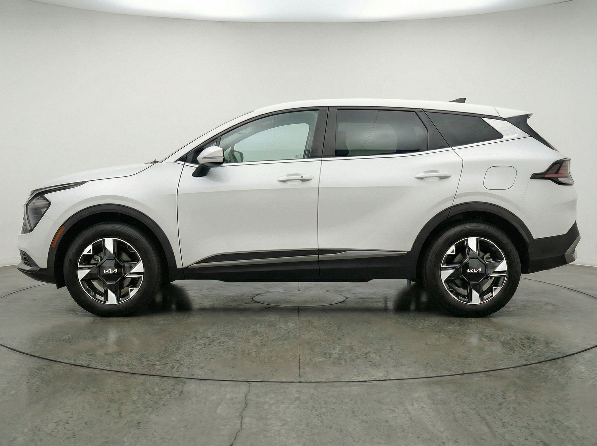 Thumbnail: 2026 Kia Sportage - 5
